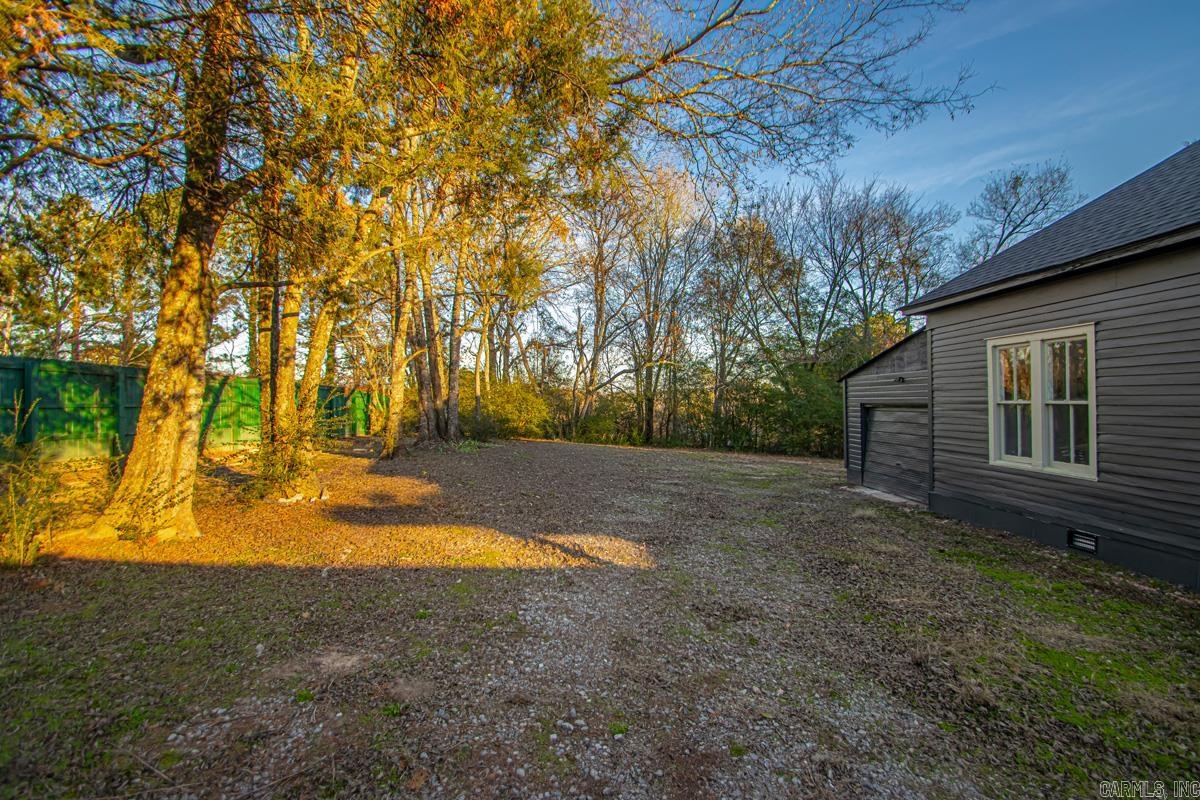 307 N 4th  Benton, AR