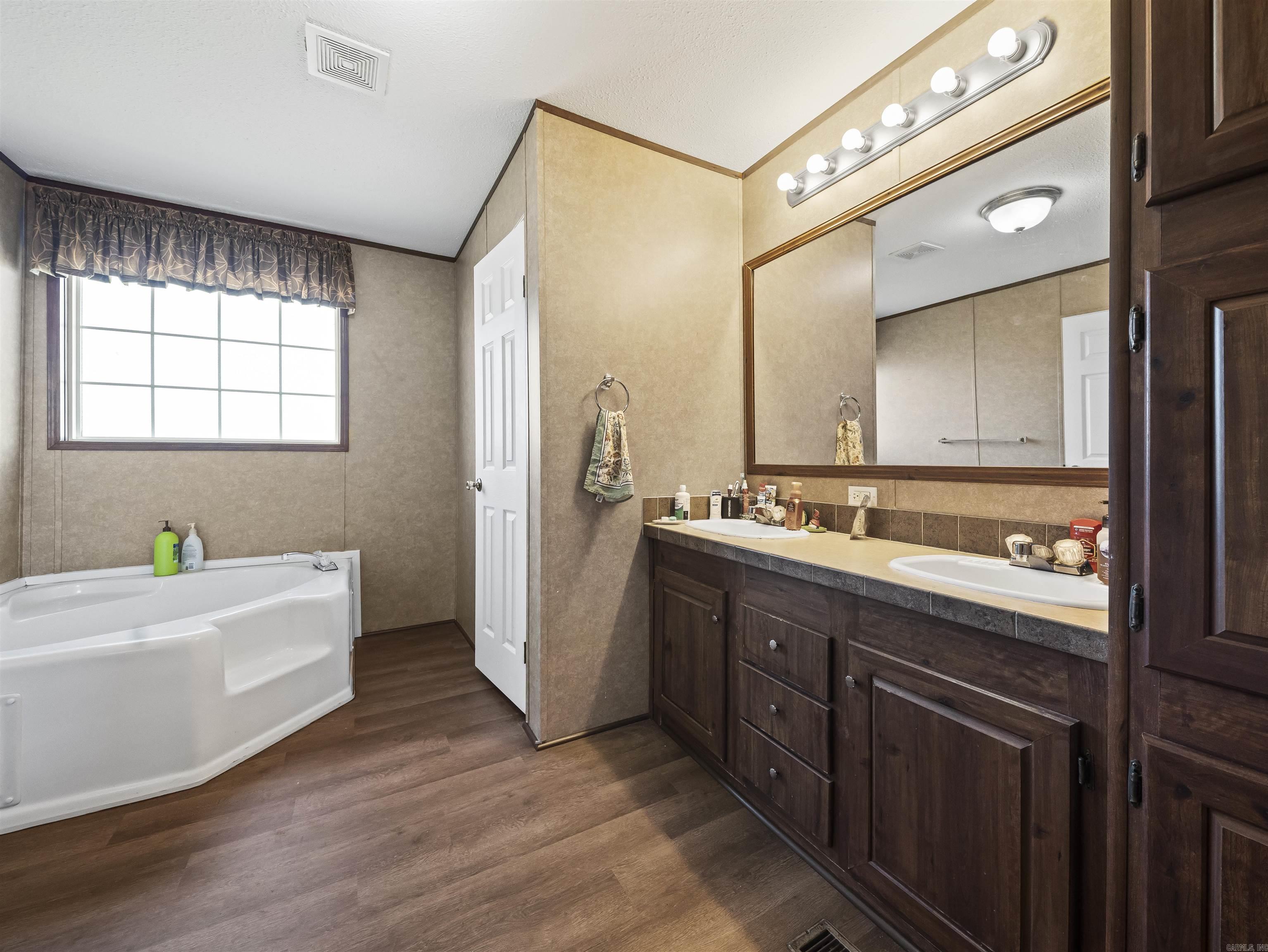 126 Denham  Morrilton, AR