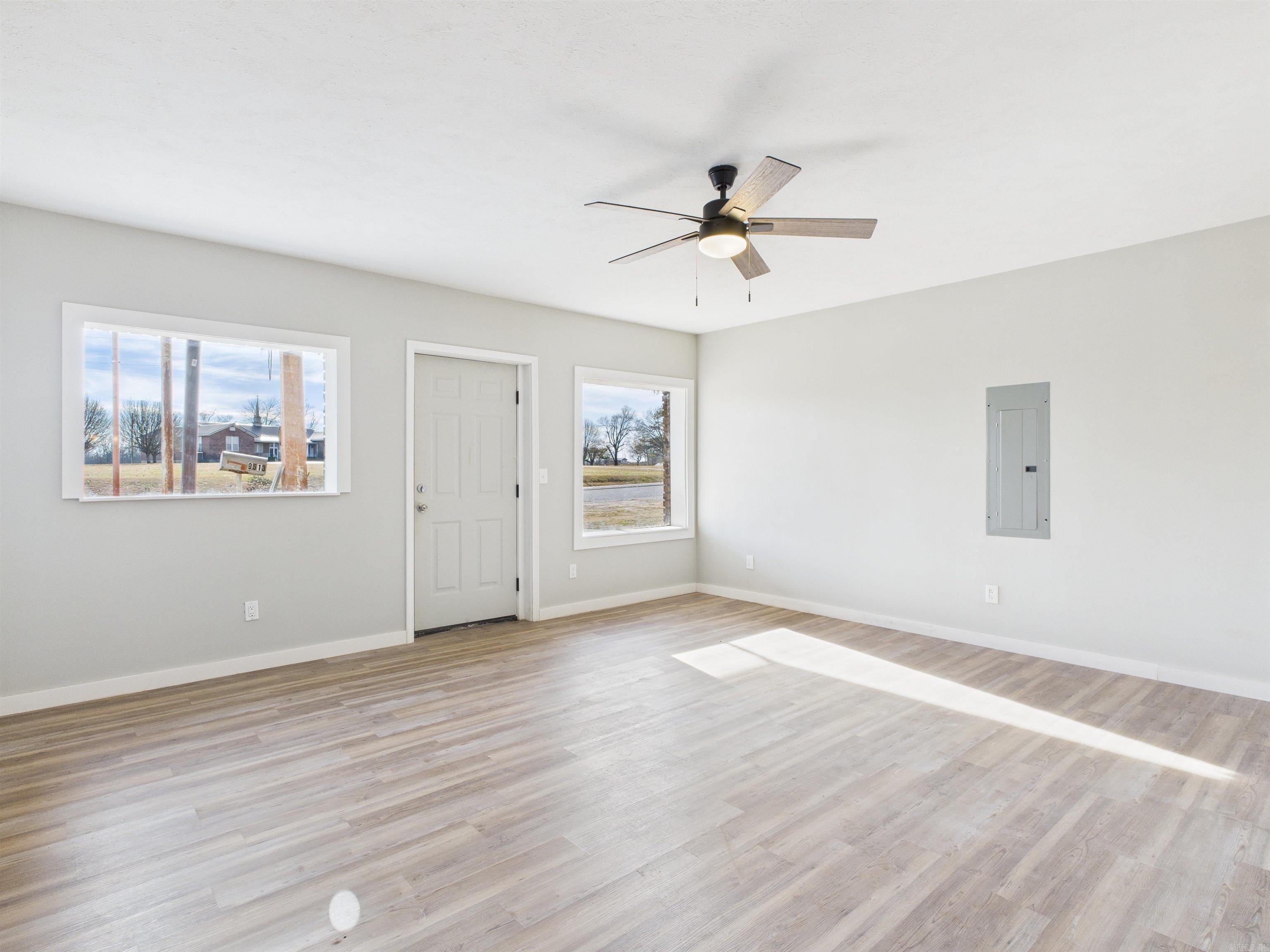 9513 E 62  Harrison, AR