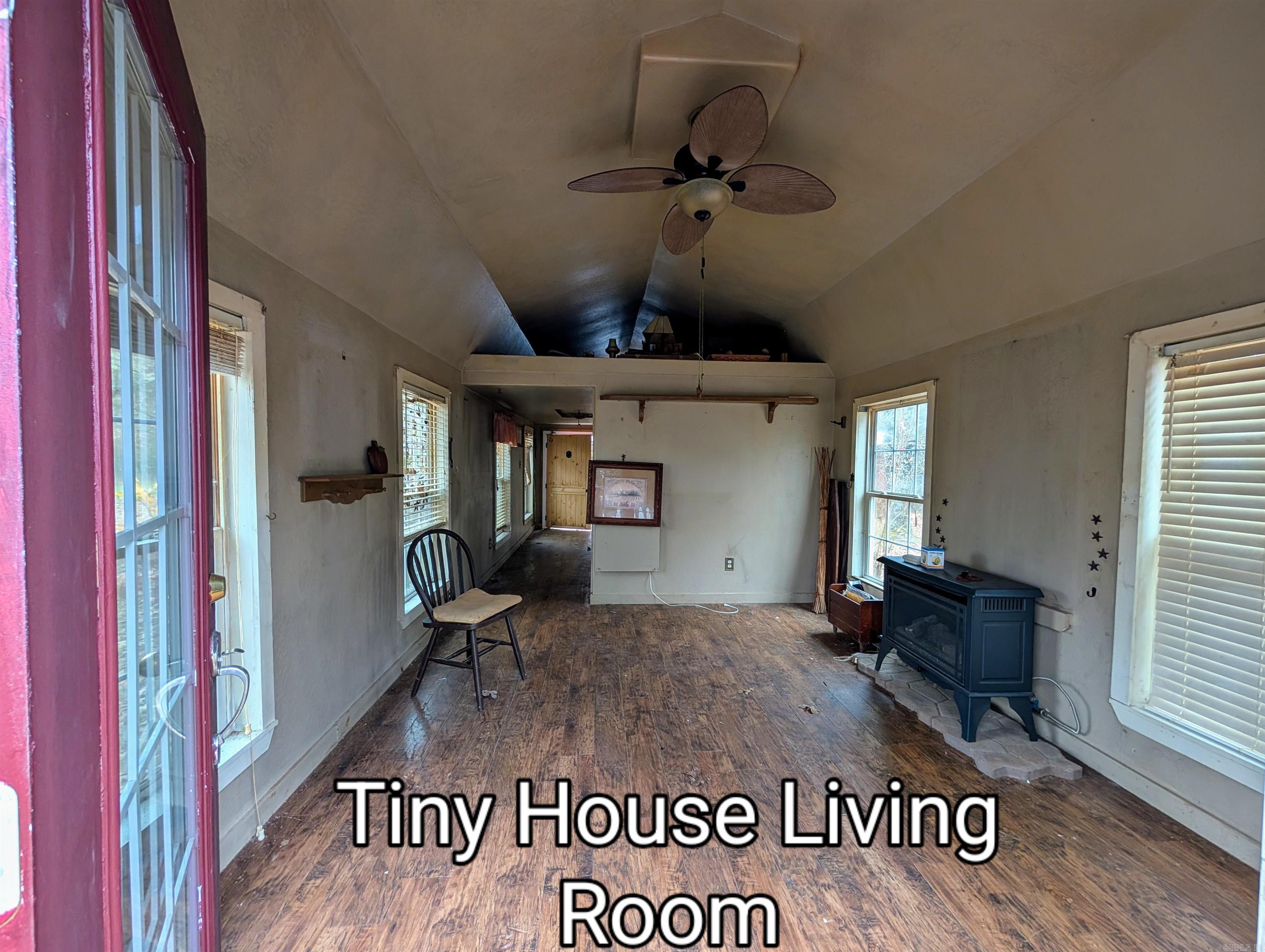 482 Polk Road 23  Cove, AR