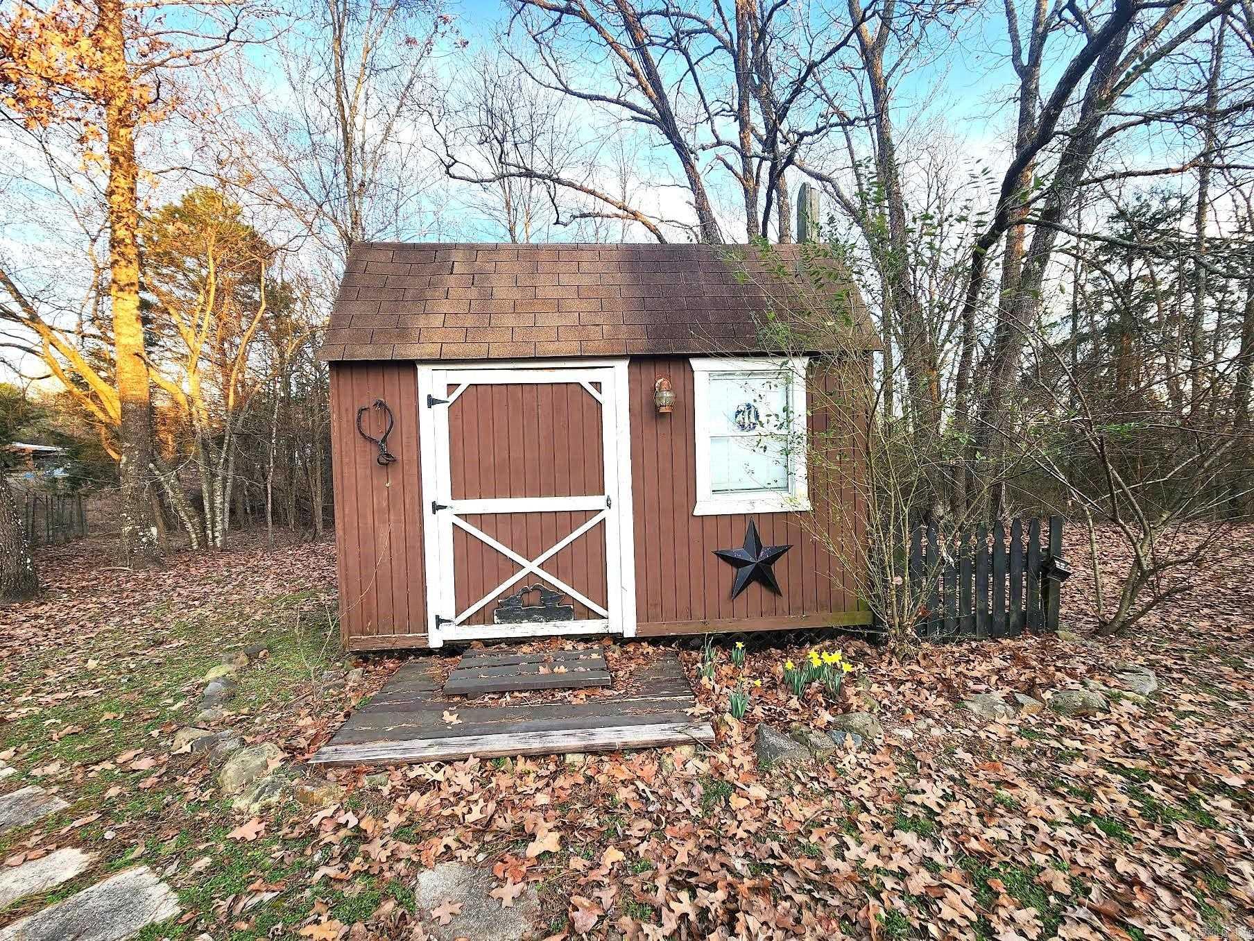 482 Polk Road 23  Cove, AR