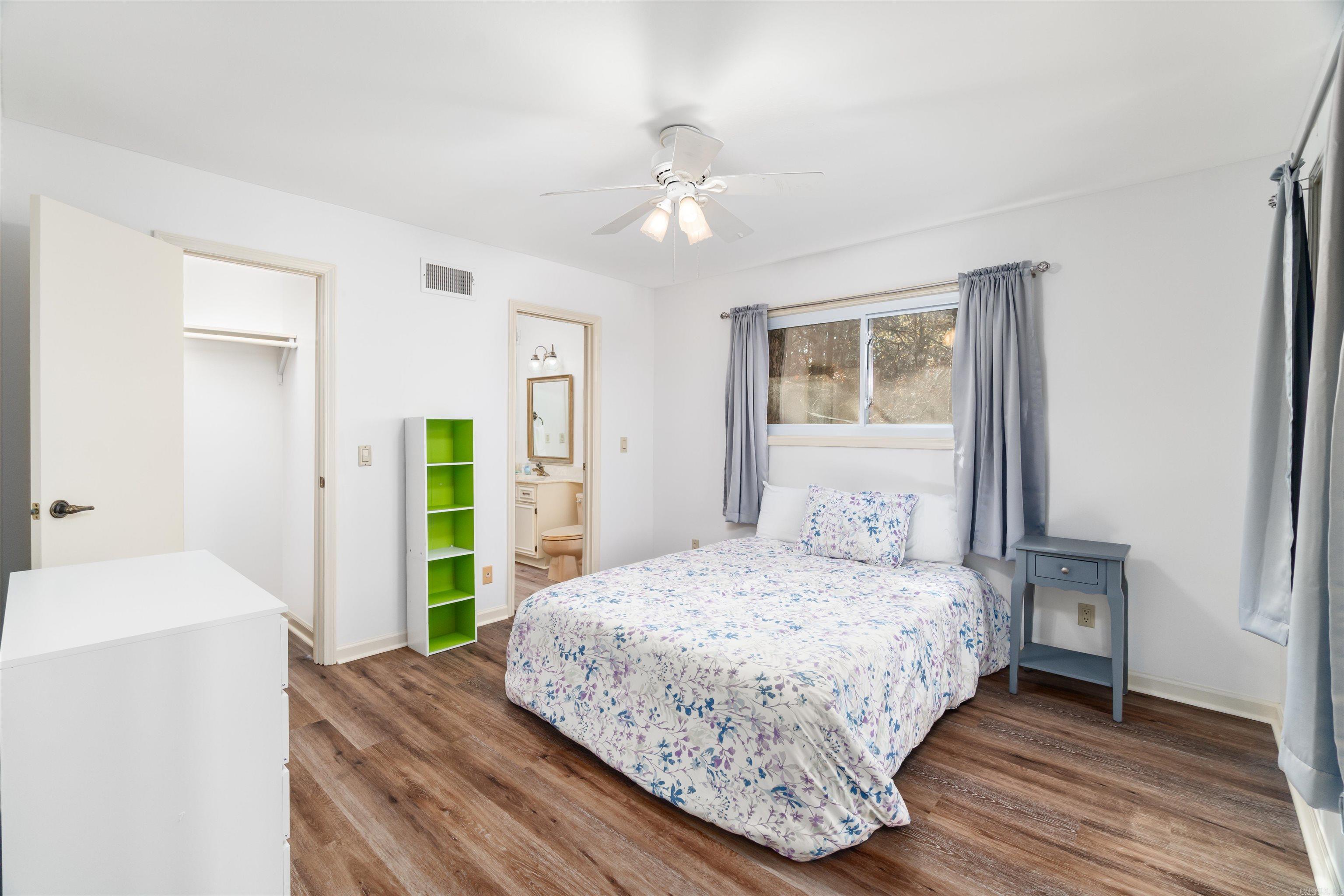 1 Ensenada  Hot Springs Village, AR