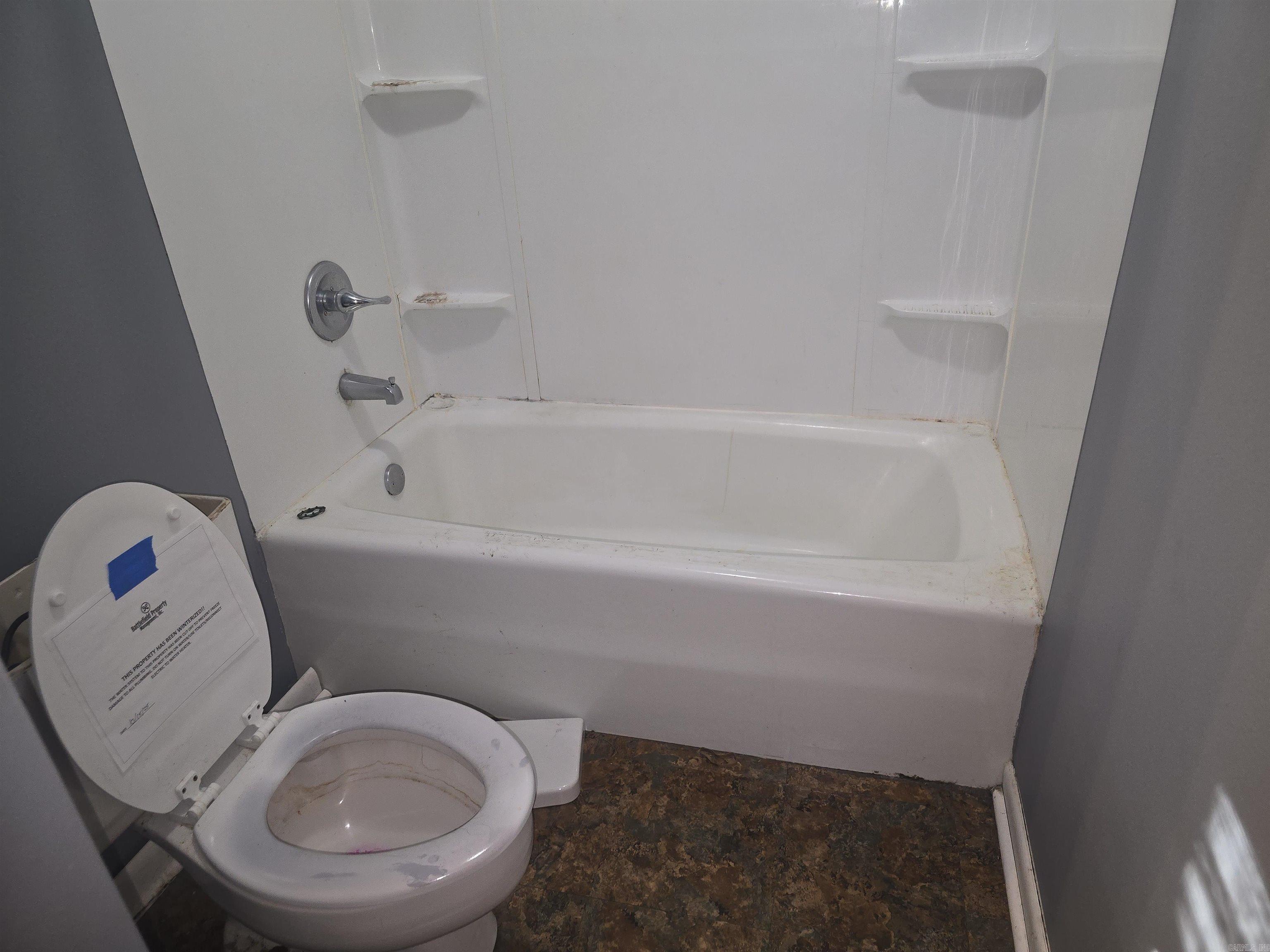 2502 Creekview  White Hall, AR