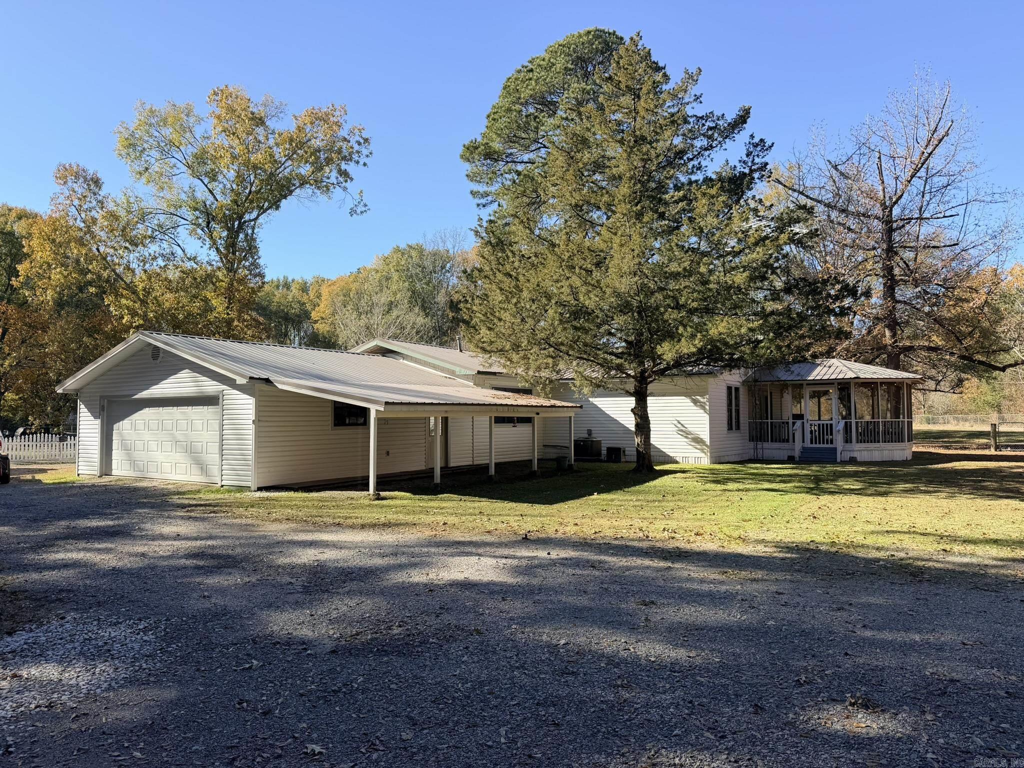 814 W Lincoln St  Hamburg, AR