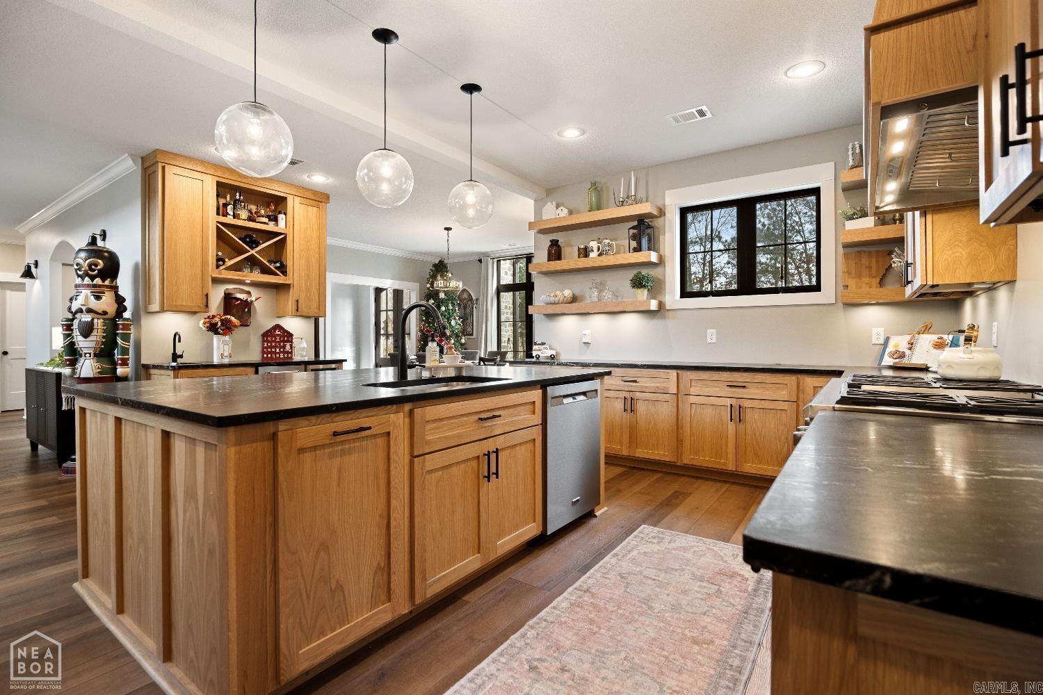 2005 Wineland St Jonesboro, AR 72404