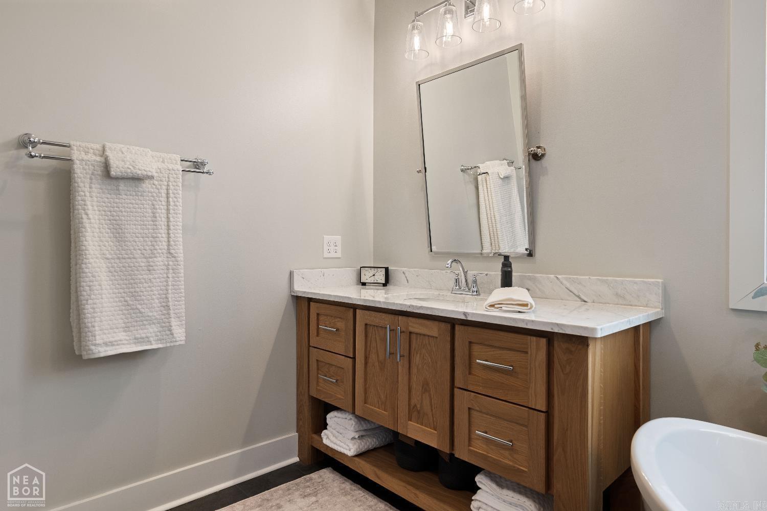 2005 Wineland St Jonesboro, AR 72404