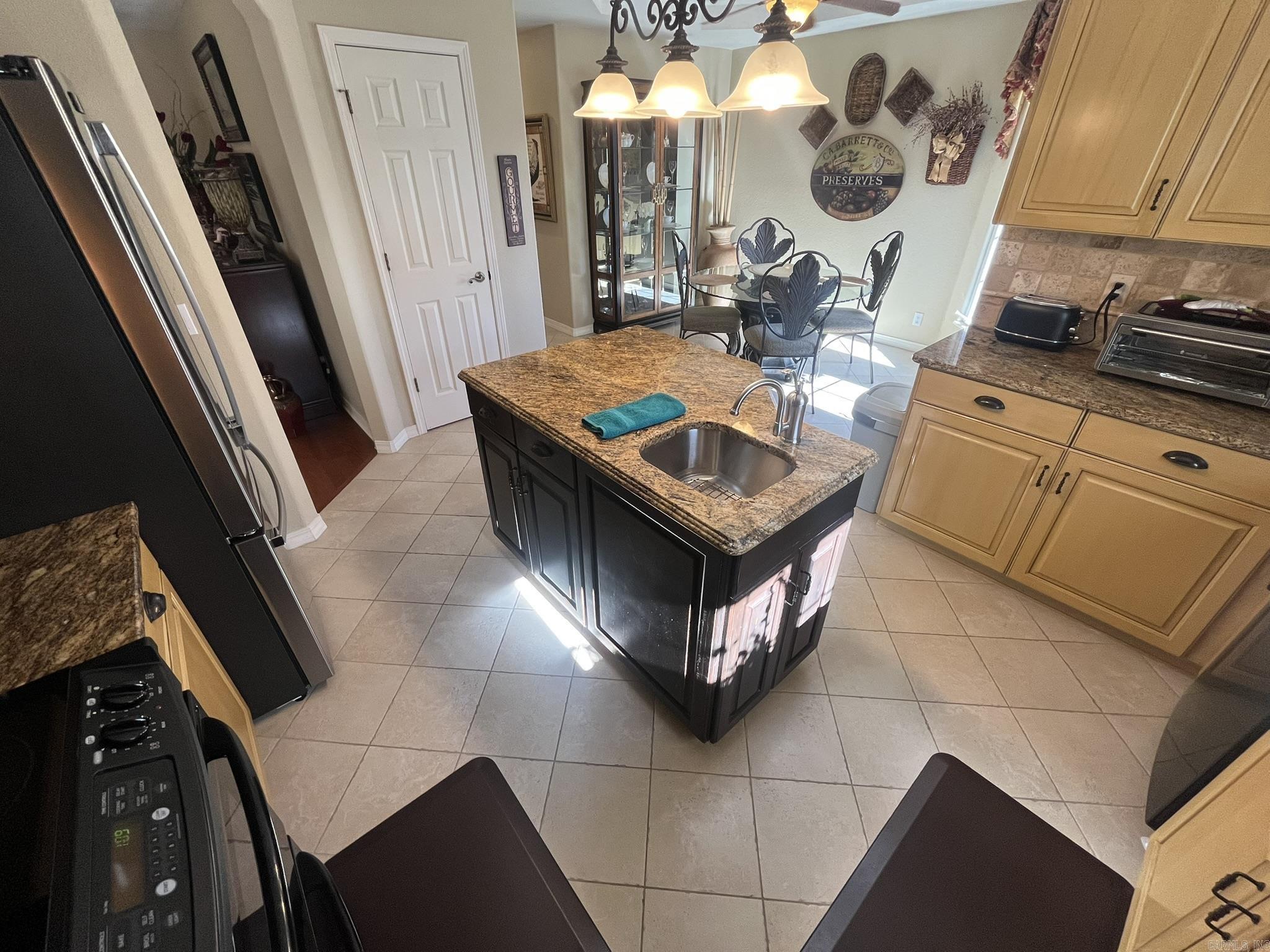 16 Heraldia Lane  Hot Springs Village, AR