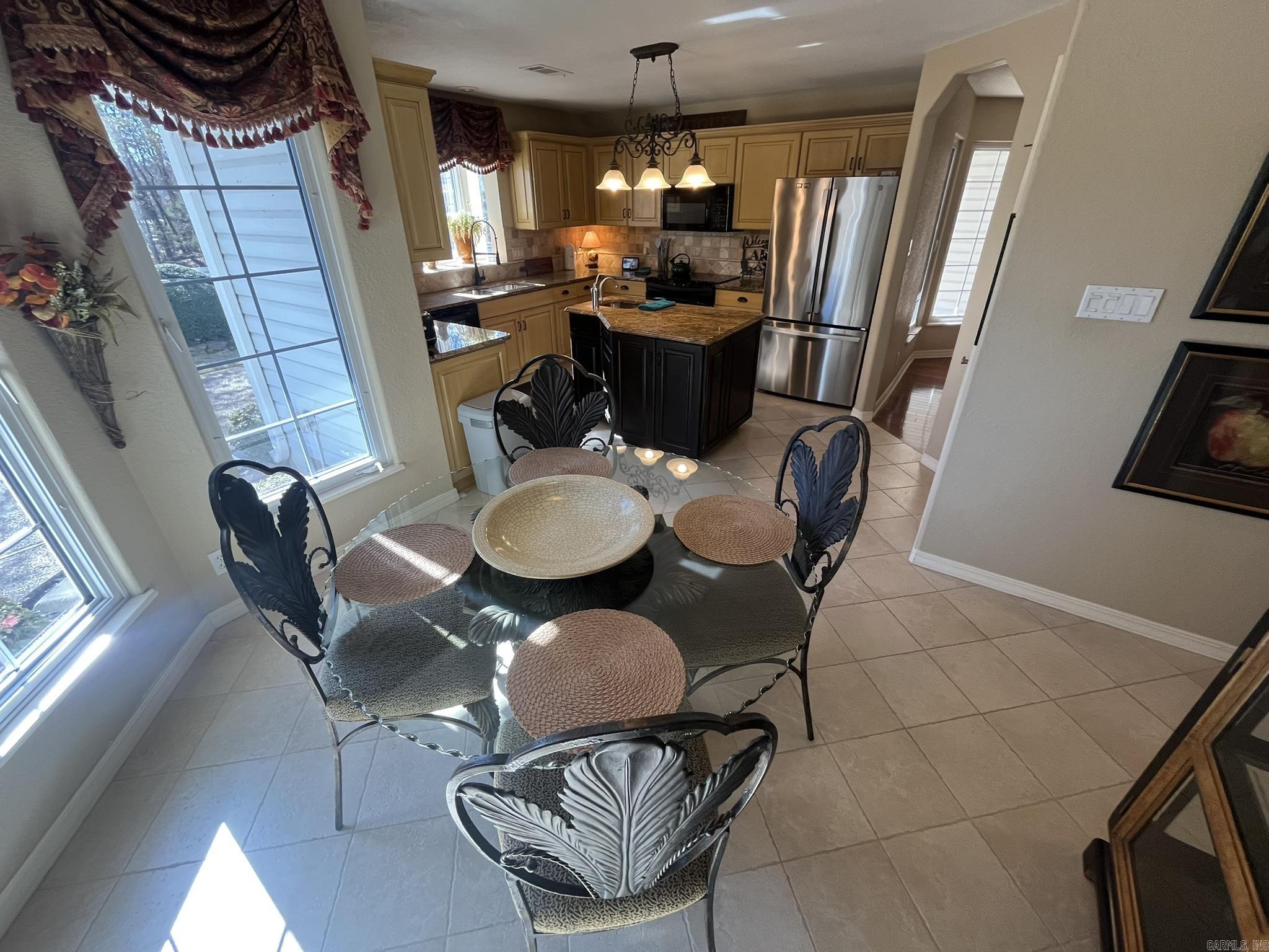 16 Heraldia Lane  Hot Springs Village, AR