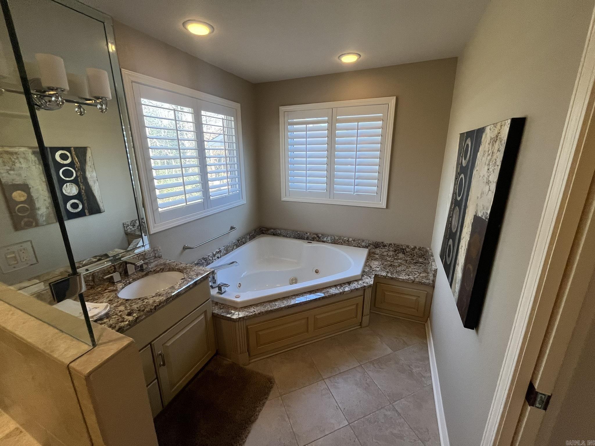 16 Heraldia Lane  Hot Springs Village, AR