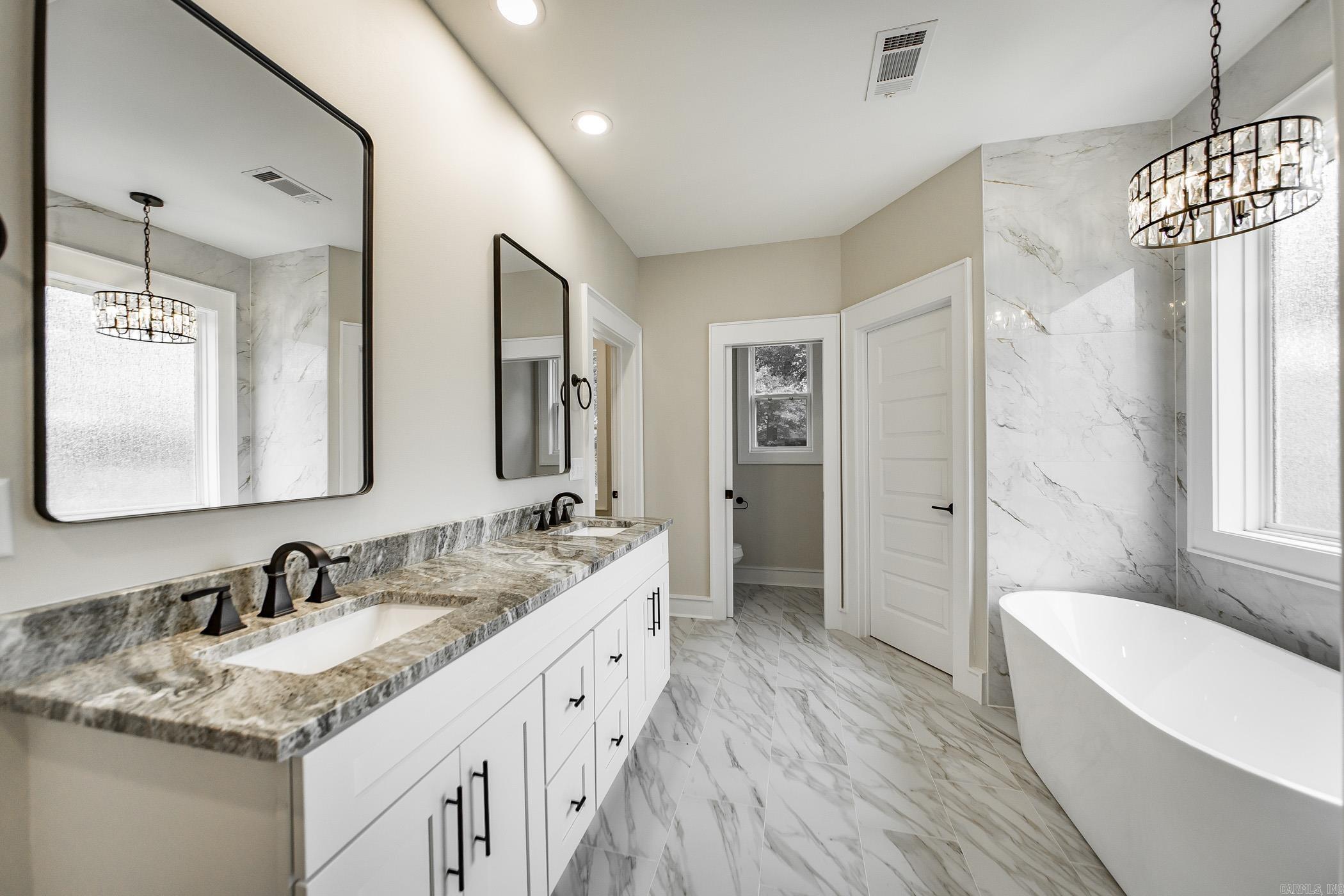 912 Lakeshore  Heber Springs, AR