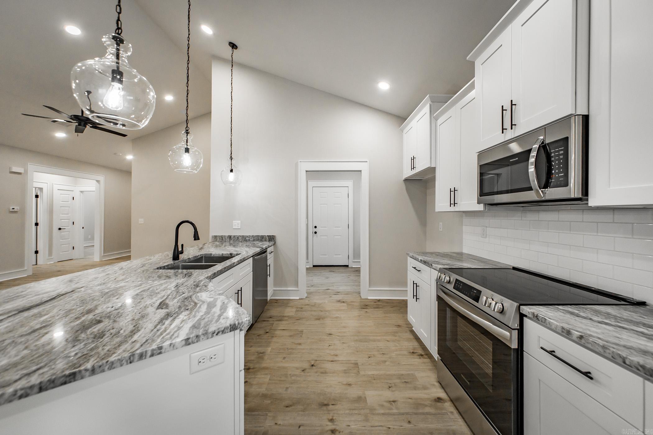 912 Lakeshore  Heber Springs, AR