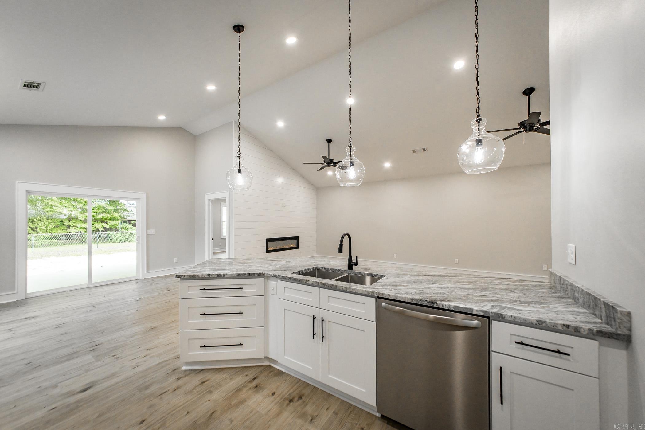 912 Lakeshore  Heber Springs, AR