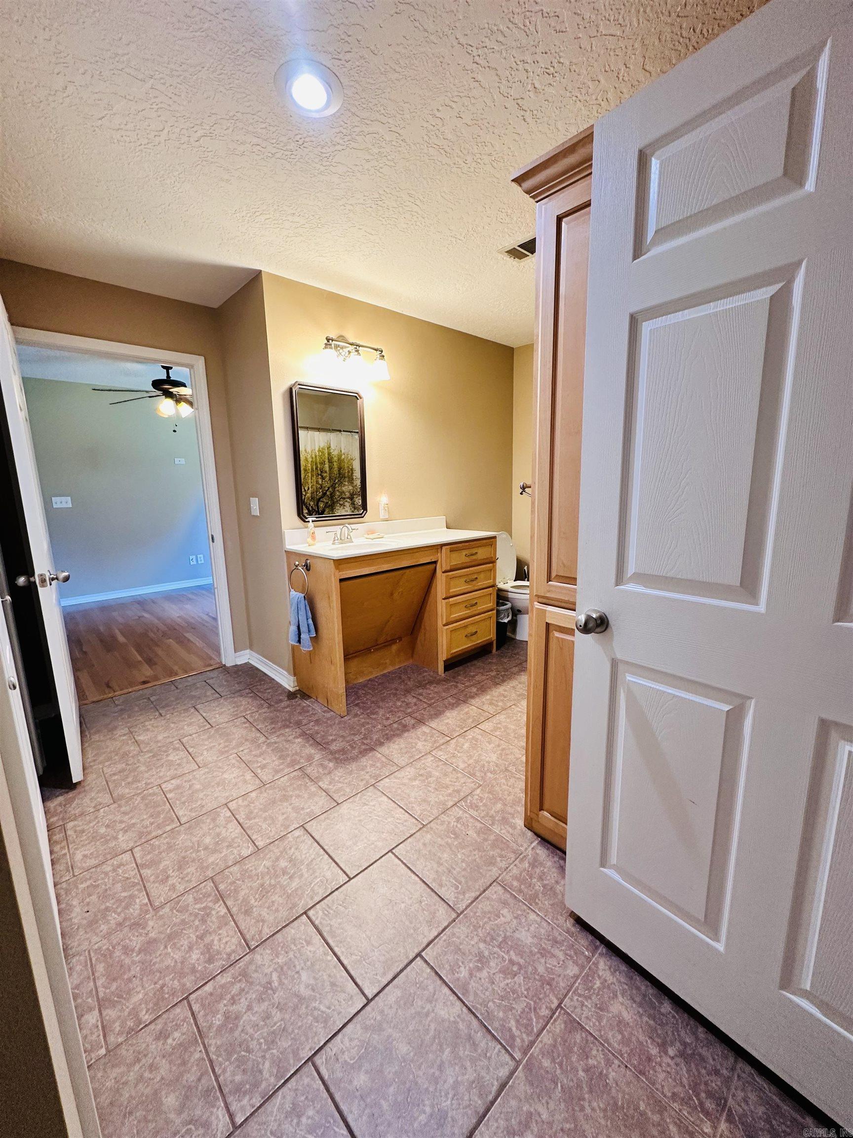 5976 Cord  Newark, AR