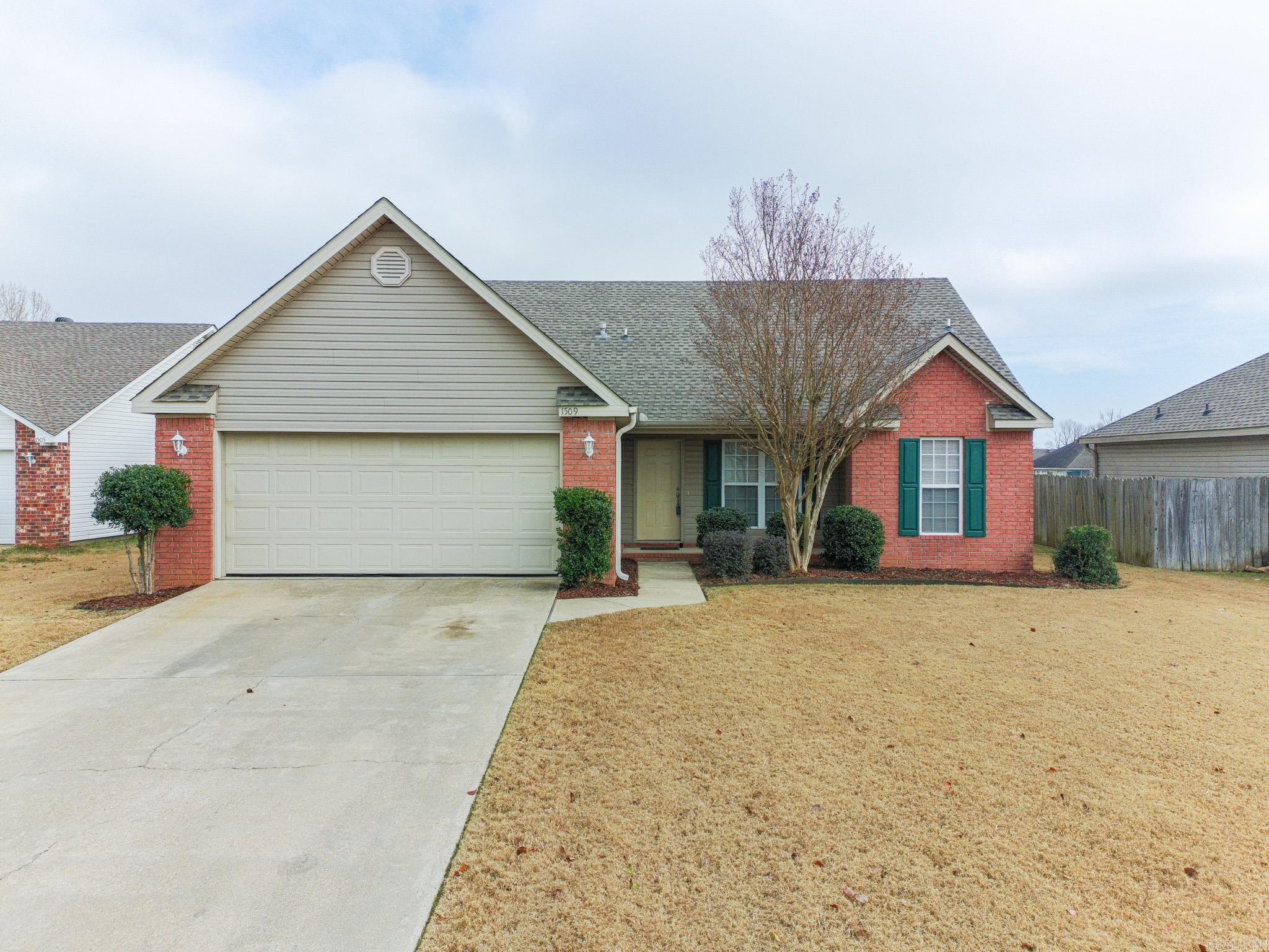 1509 hemingway  Jonesboro, AR
