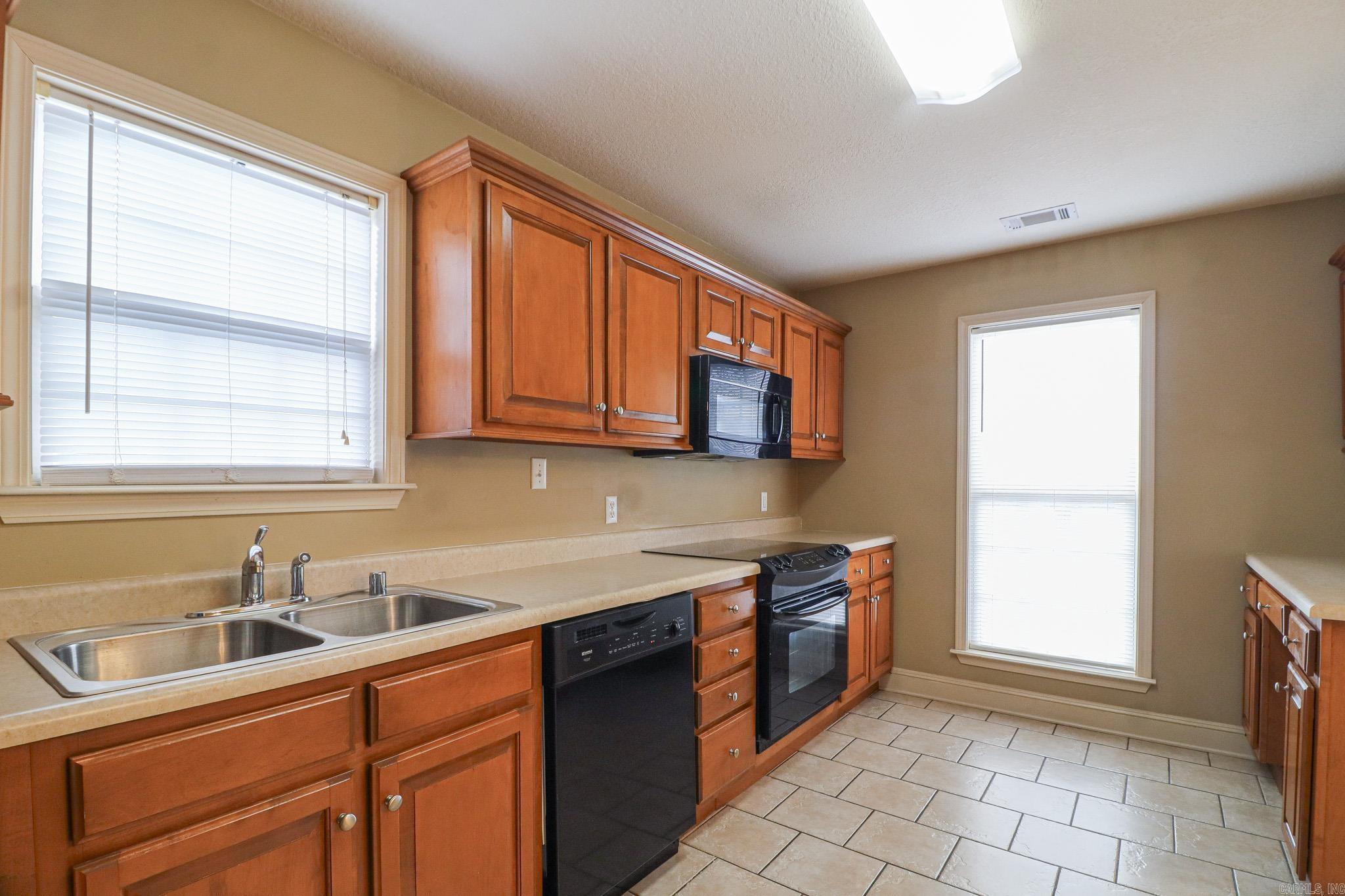 1509 hemingway  Jonesboro, AR