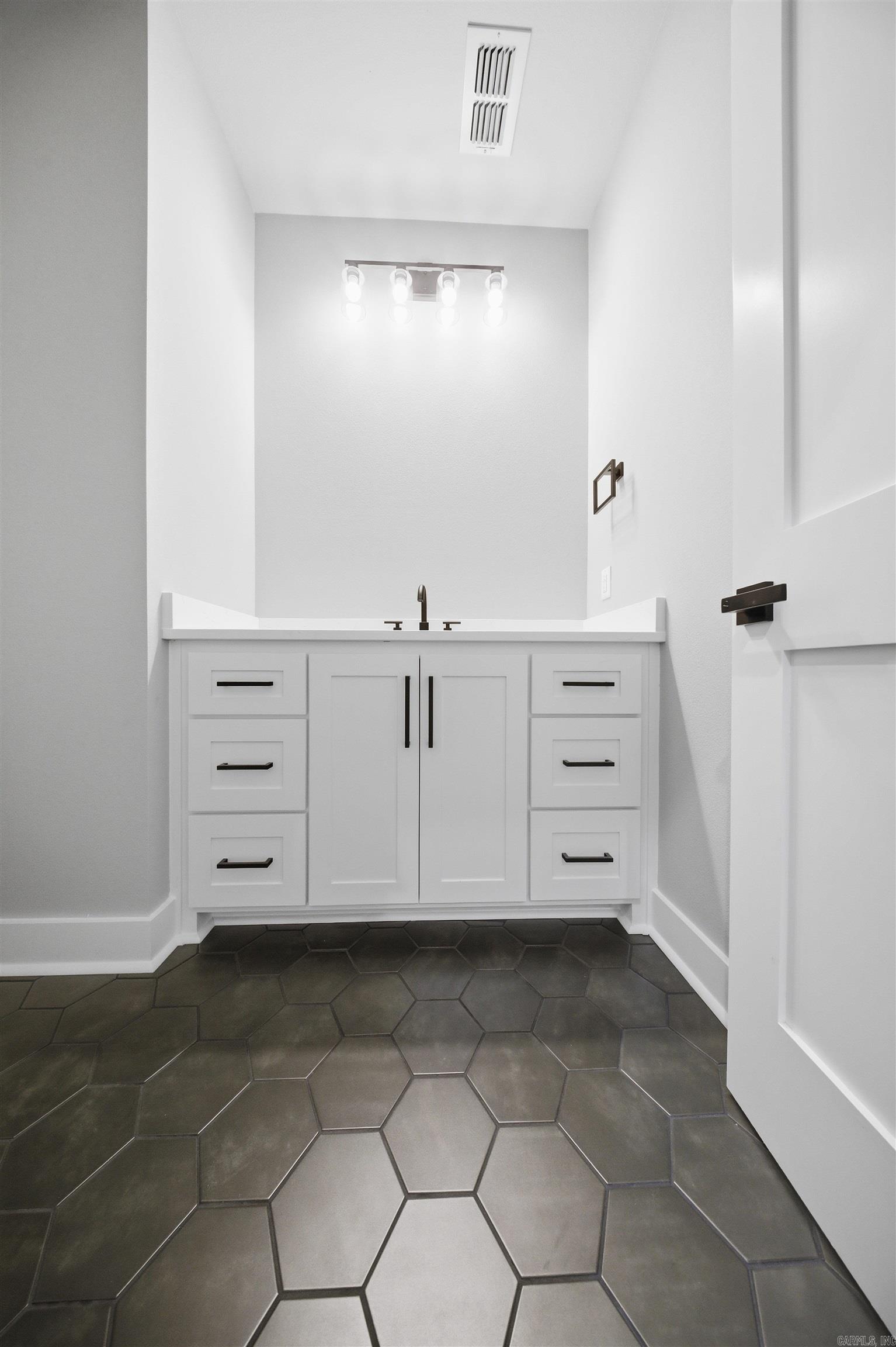 1197 Fern Ridge Sherwood, AR 72120