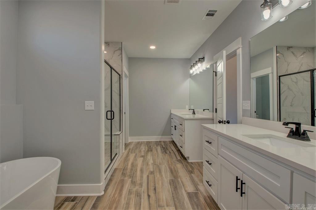 9717 Cliffside  Sherwood, AR