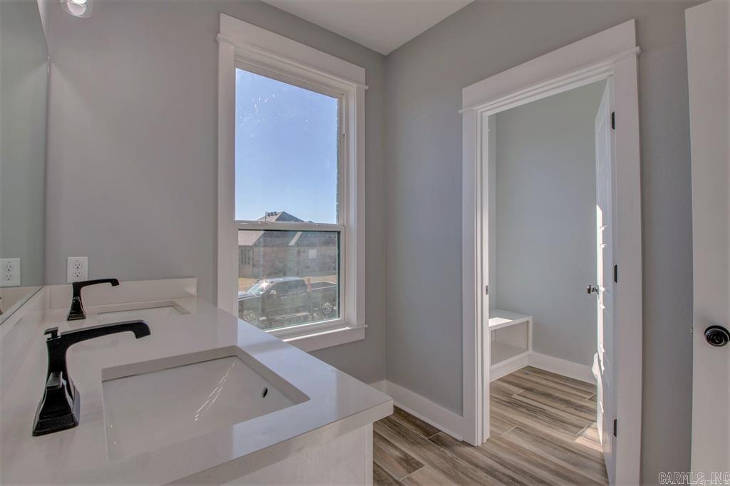 9717 Cliffside  Sherwood, AR