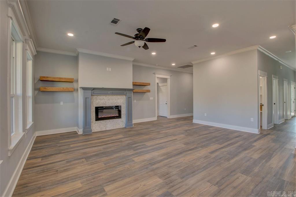 9717 Cliffside  Sherwood, AR