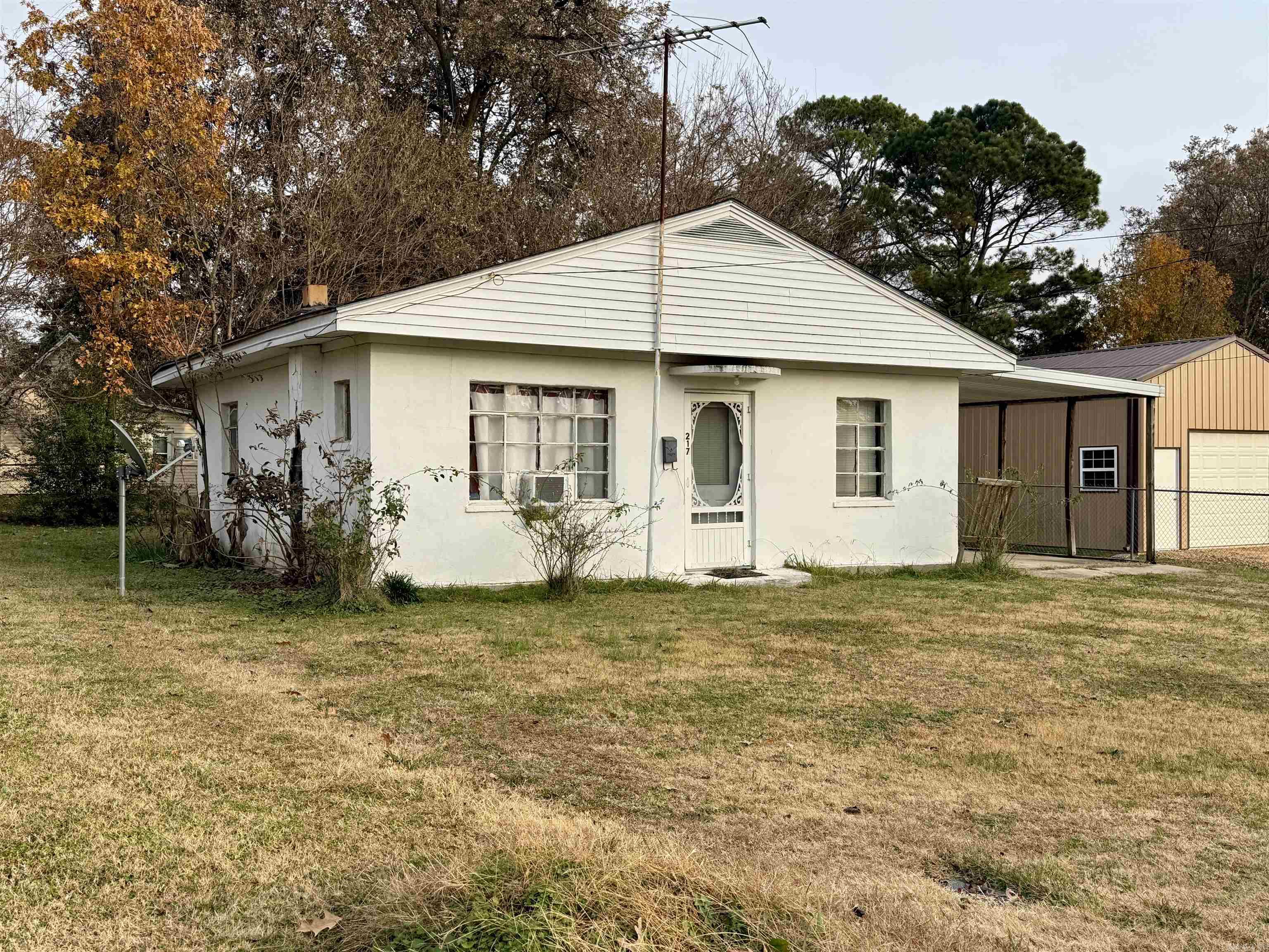 217 S Greenville  Rector, AR