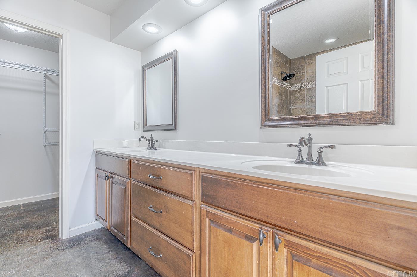 4765 Wildwood Lane Jonesboro, AR 72405