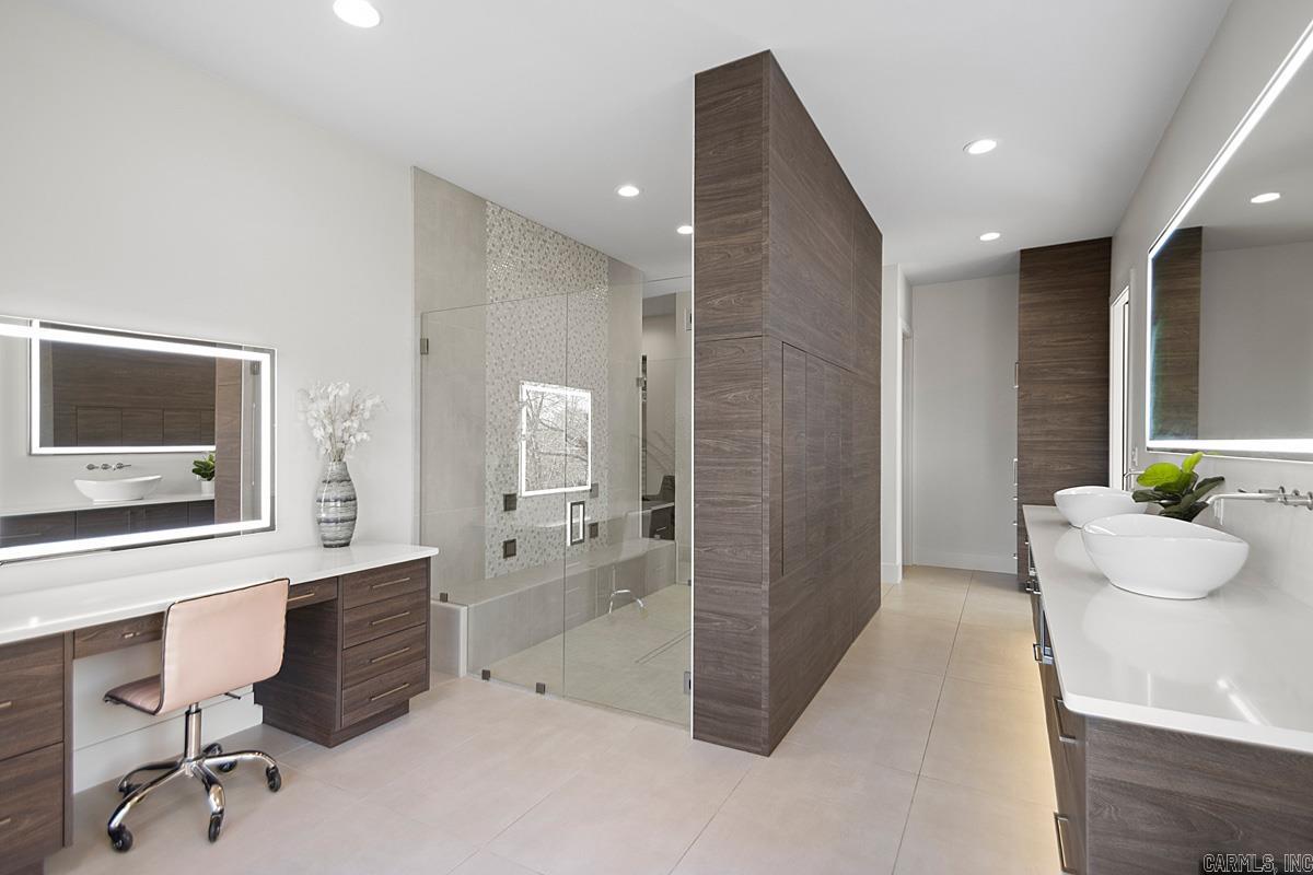 6 Kelsey Brooke  Little Rock, AR