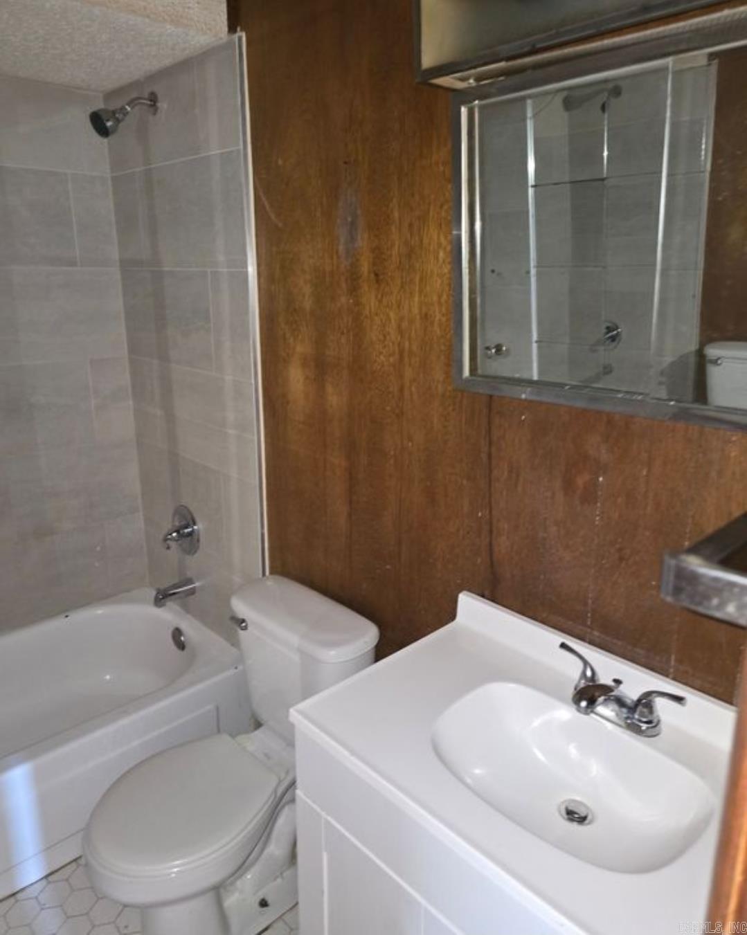 300 Sierra Madre  North Little Rock, AR