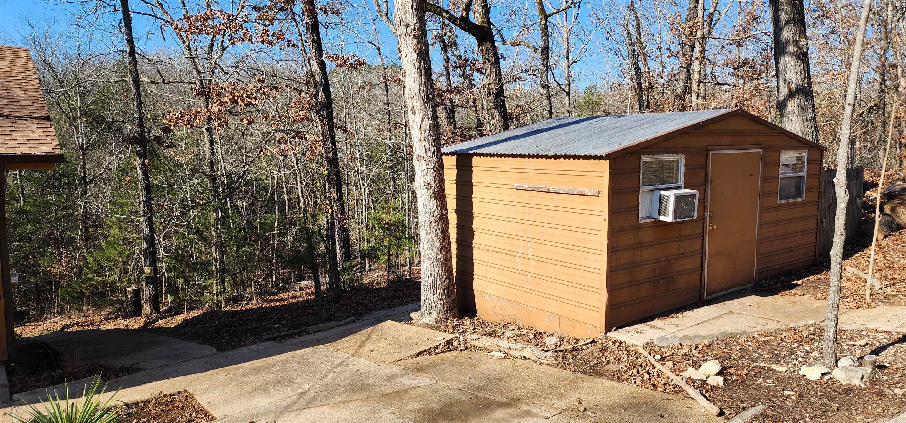 16 Arapaho  Cherokee Village, AR