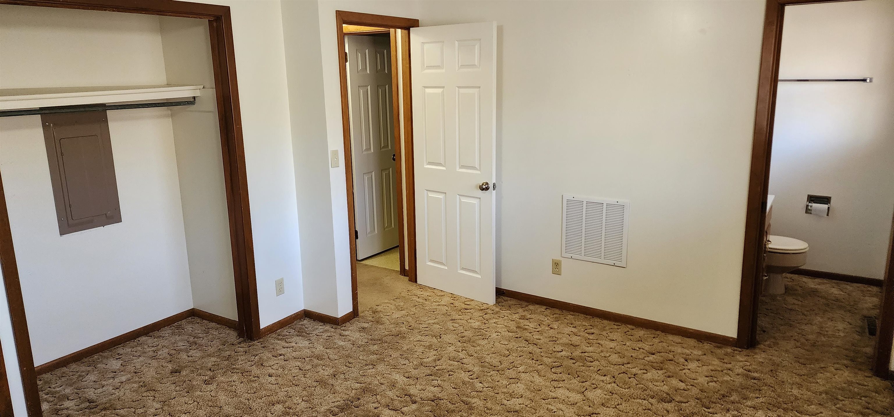 16 Arapaho  Cherokee Village, AR