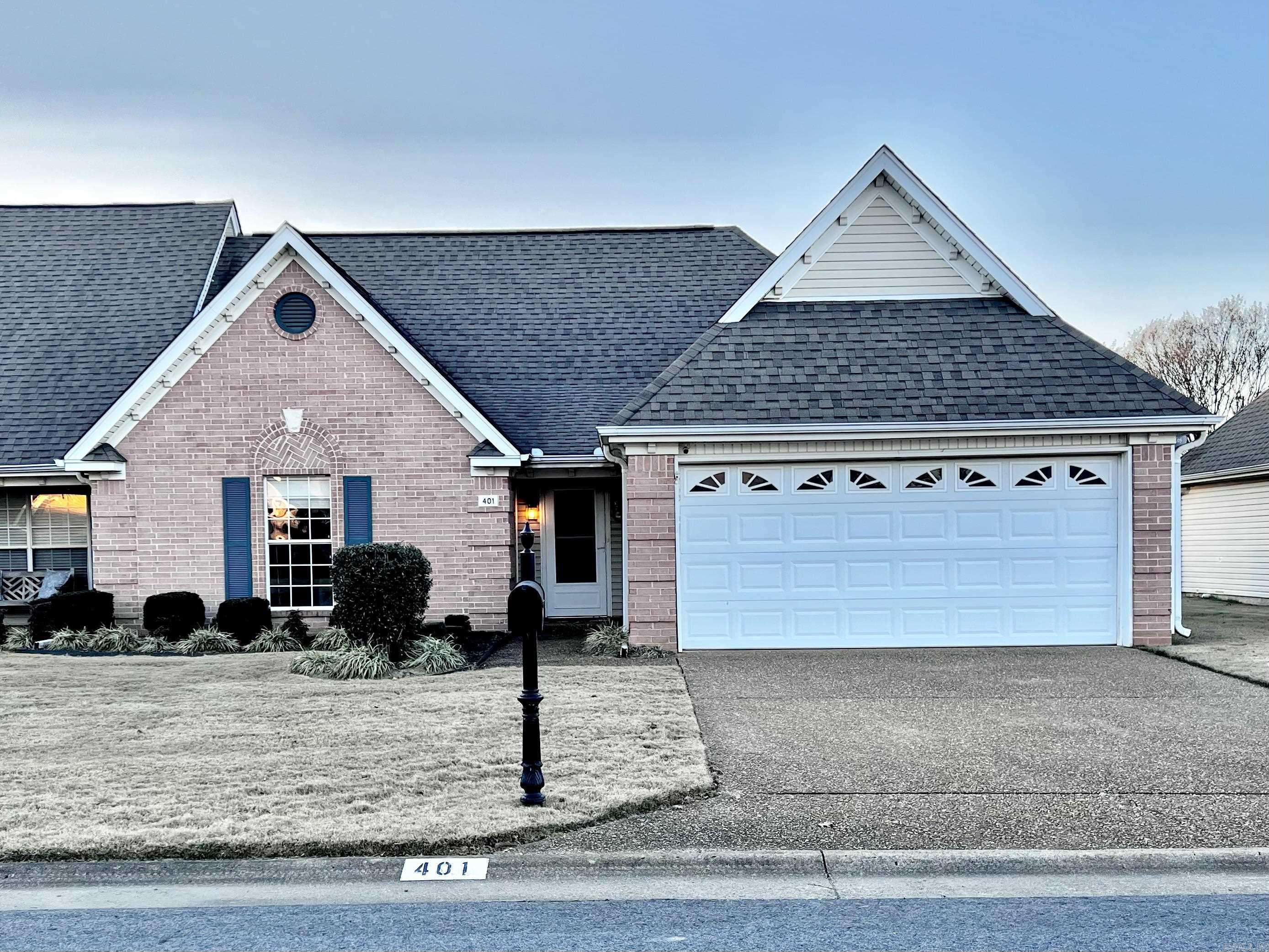 401 Country Squire Searcy, AR 72143-6926
