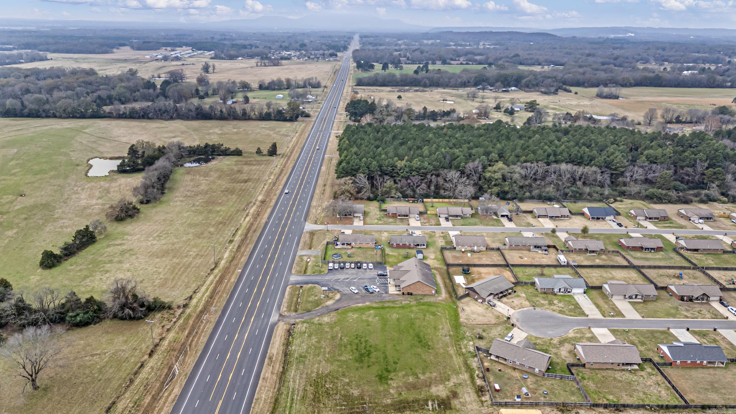 5176 SR 247  Pottsville, AR