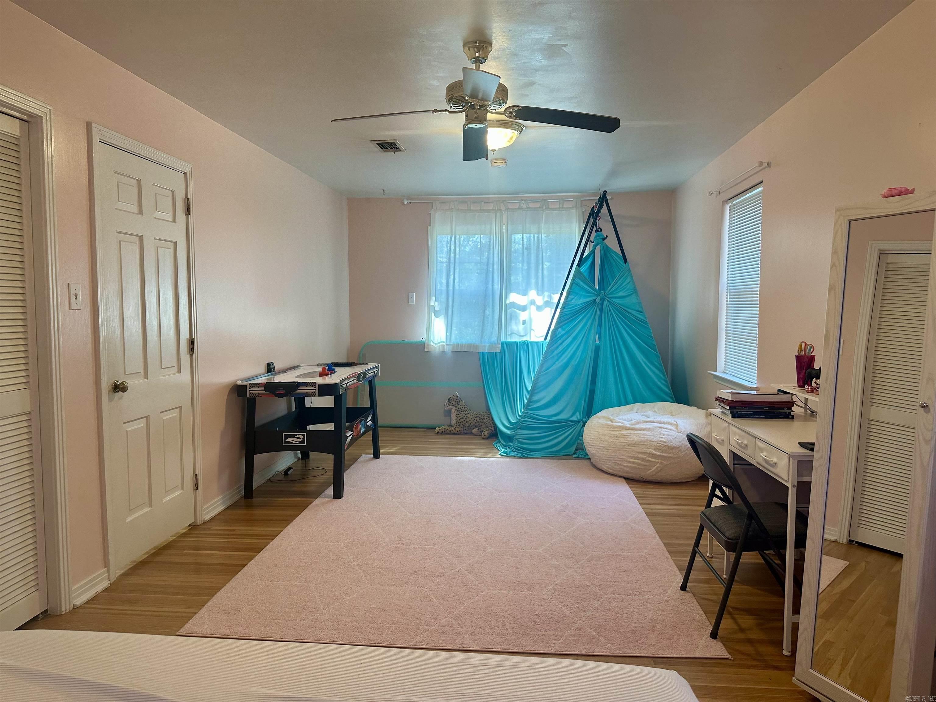 11863 Southridge Drive Little Rock, AR 72212