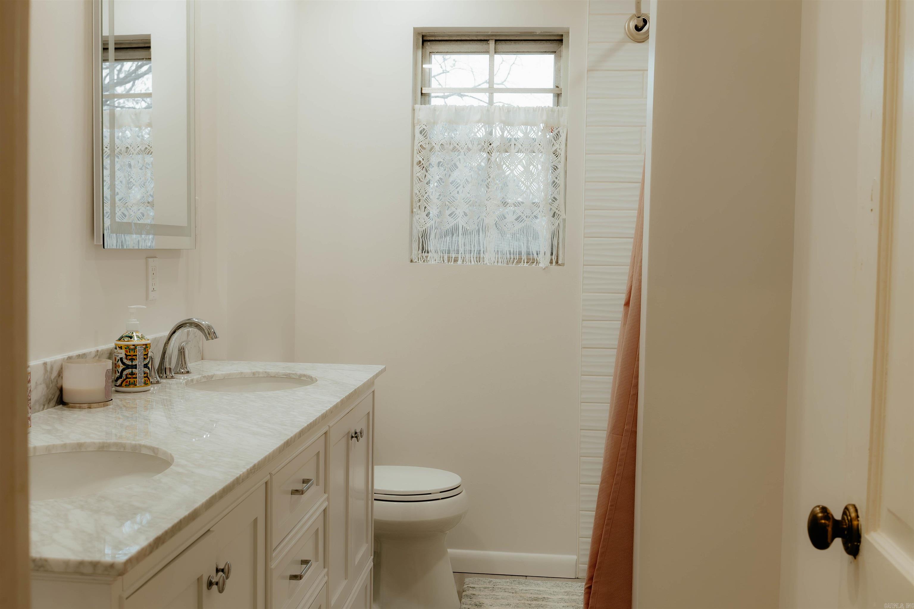 11863 Southridge Drive Little Rock, AR 72212