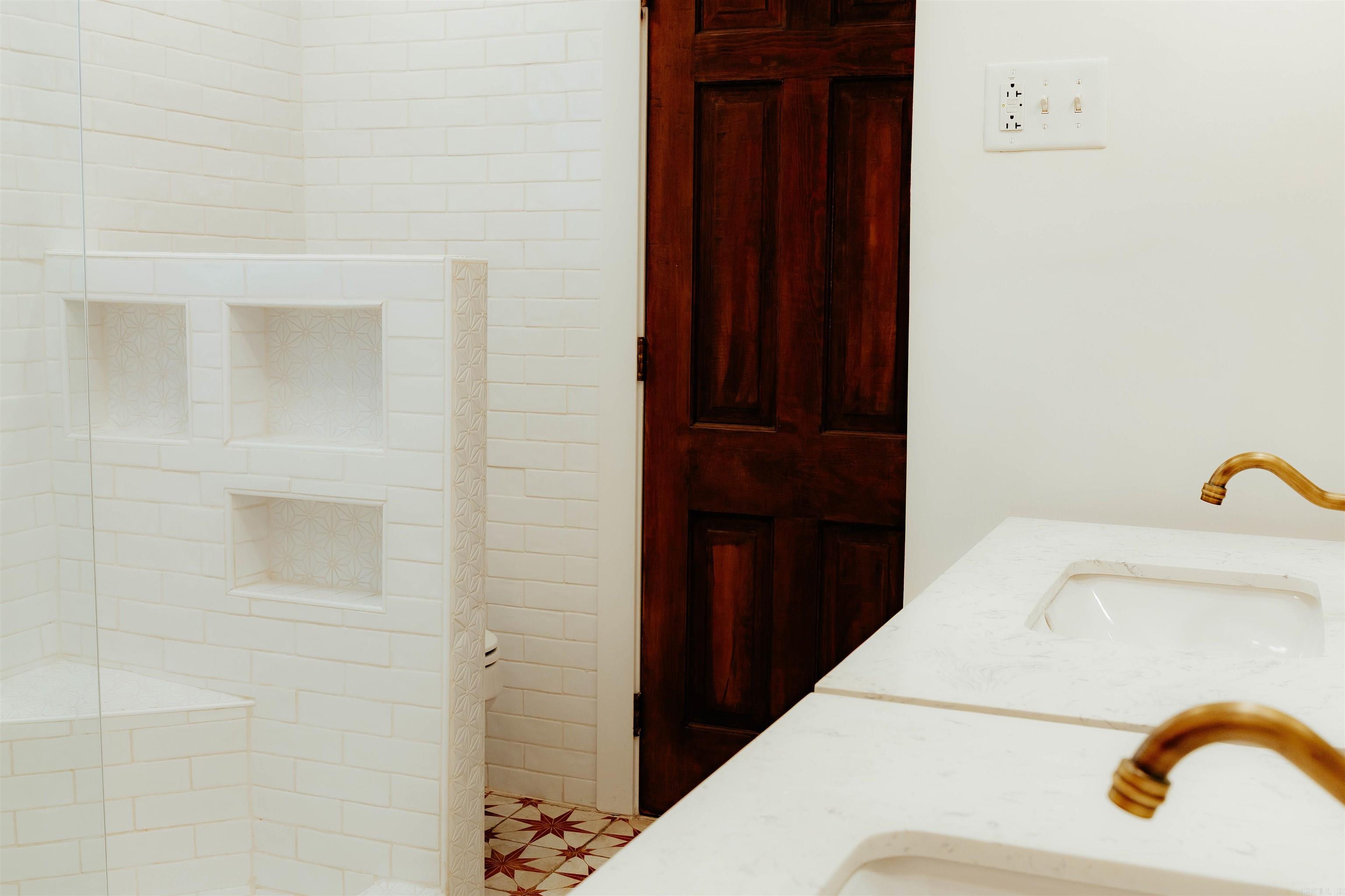 11863 Southridge Drive Little Rock, AR 72212