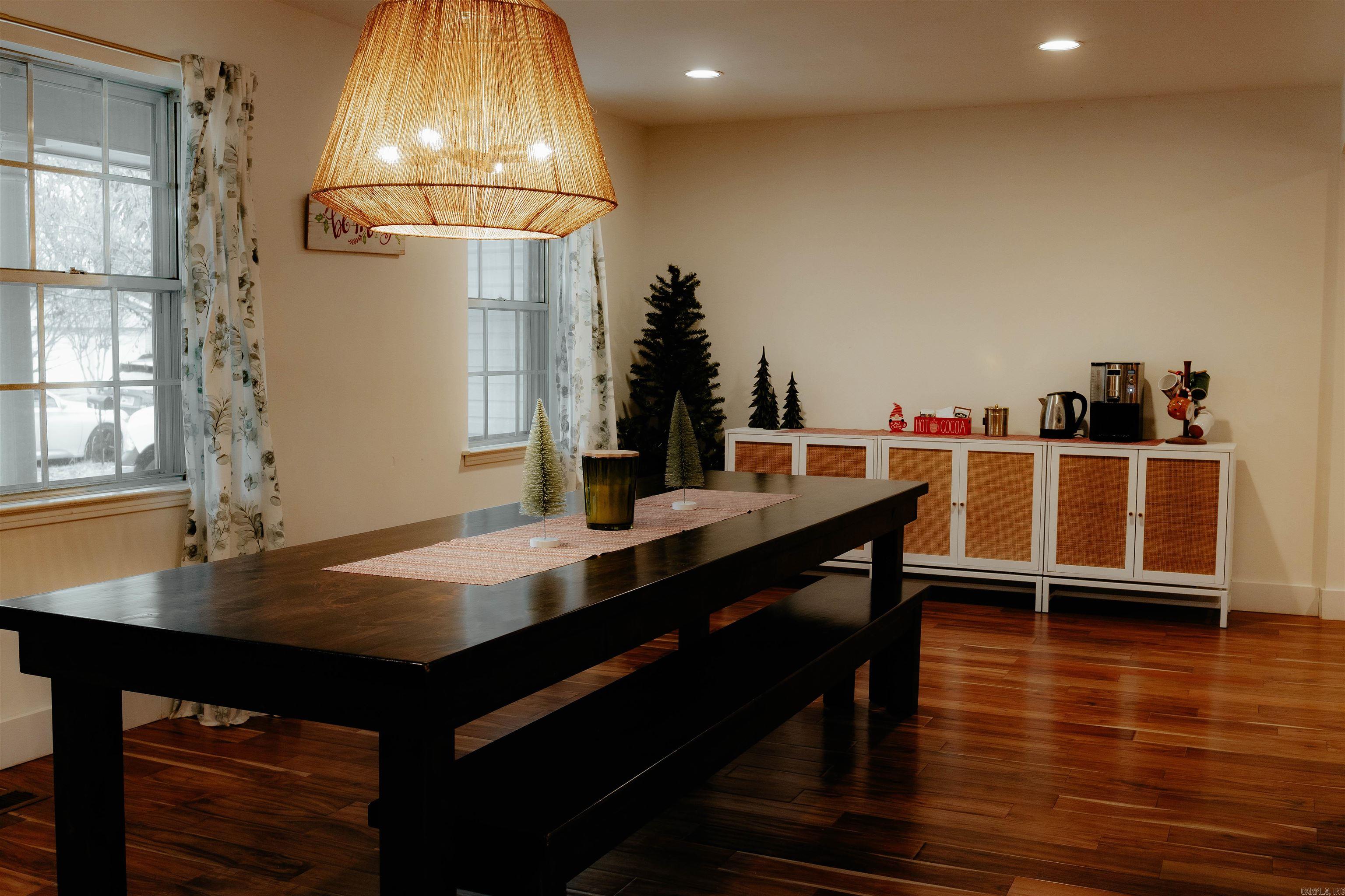 11863 Southridge Drive Little Rock, AR 72212