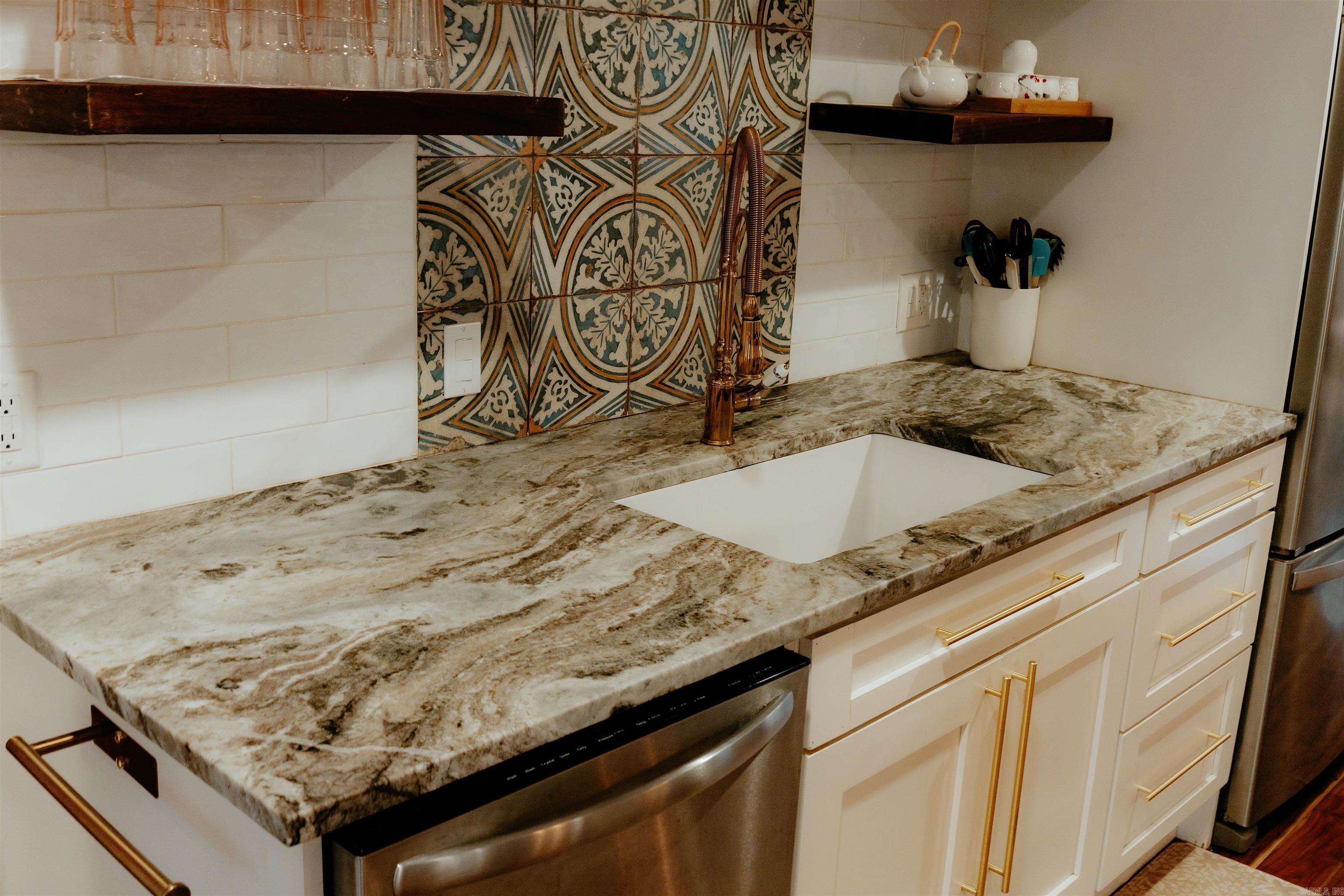 11863 Southridge Drive Little Rock, AR 72212