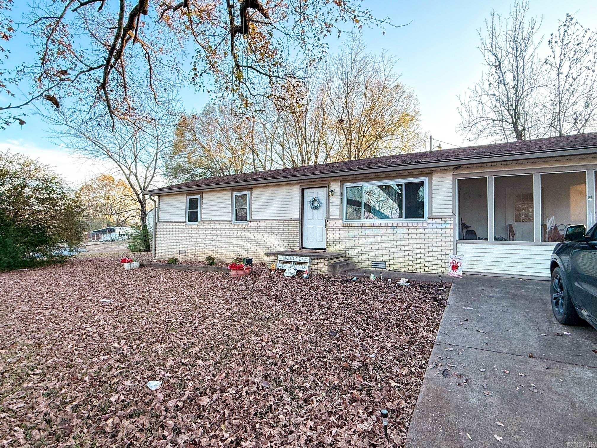 127 Gary Street  Clinton, AR