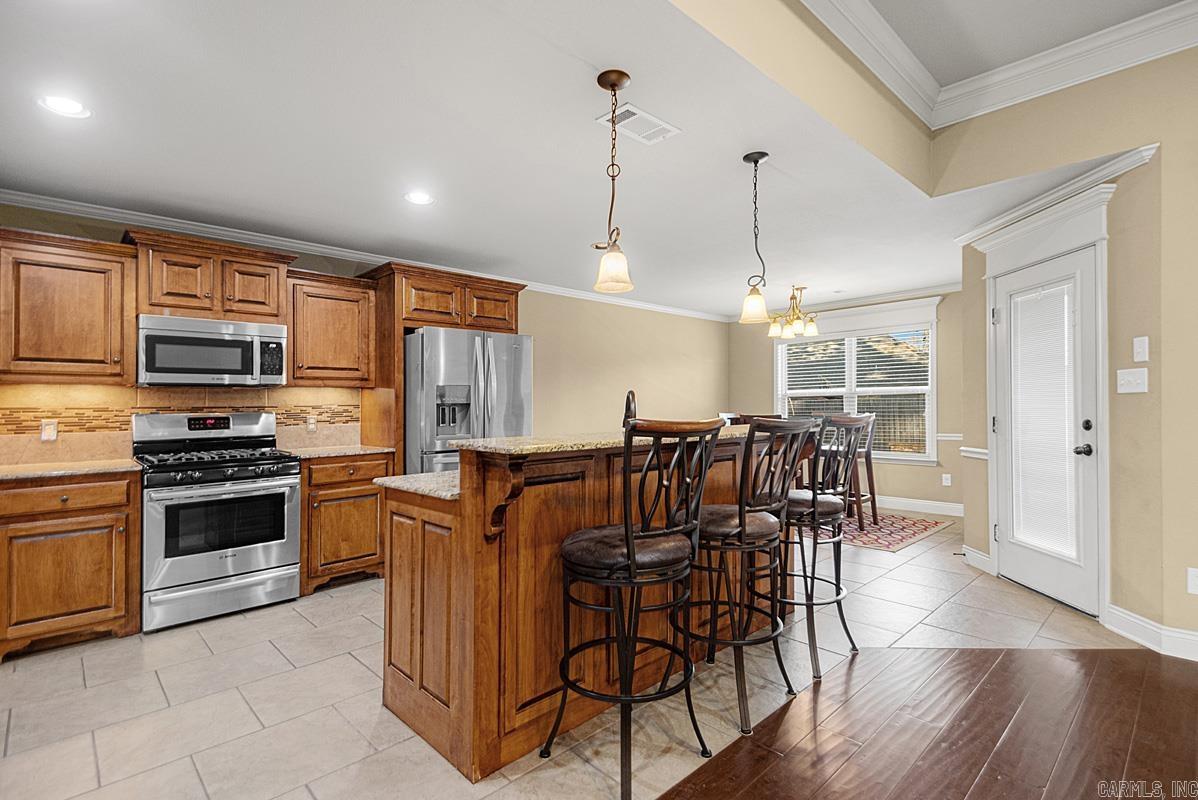 3018 DAPPLE GRAY Benton, AR 72015