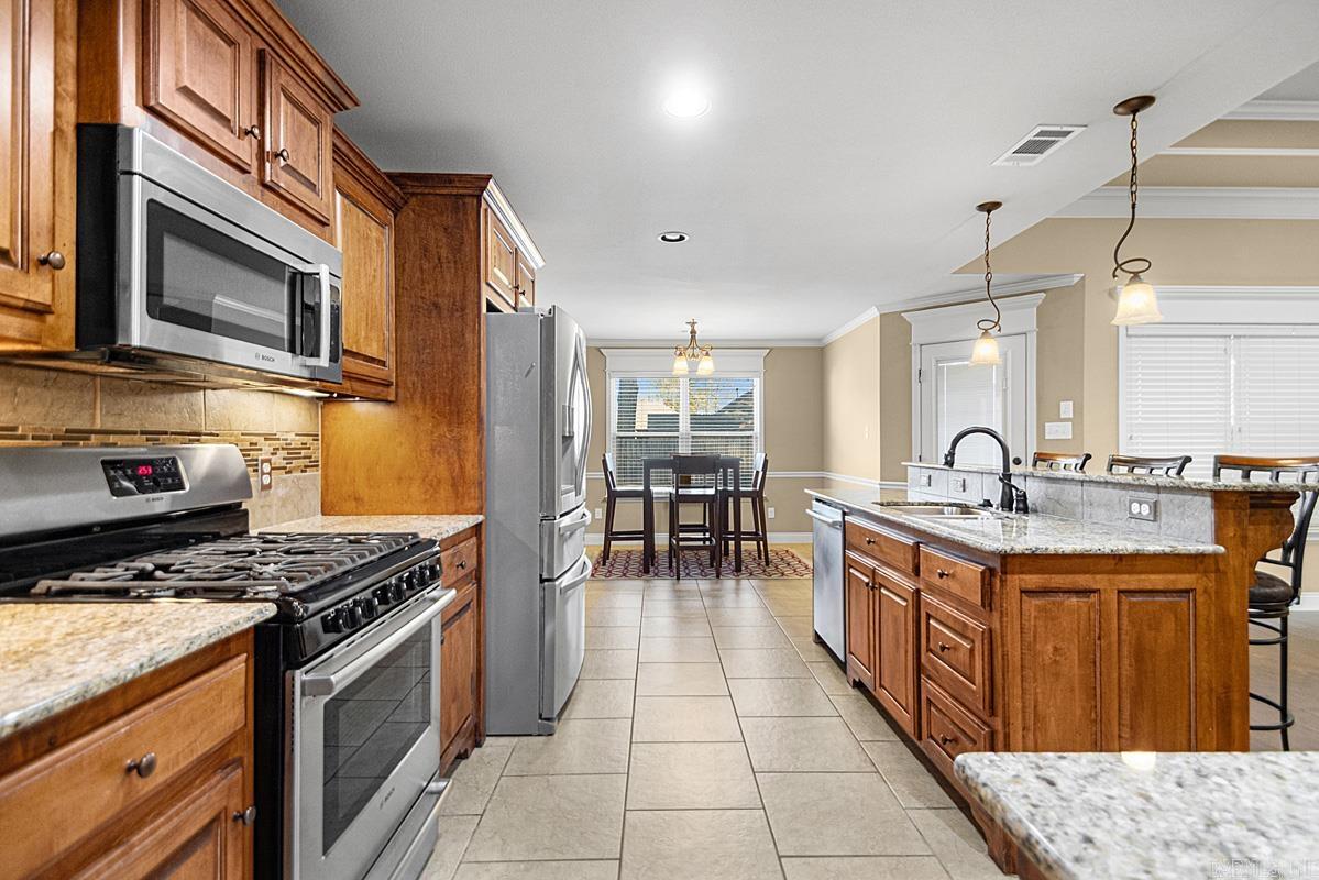 3018 DAPPLE GRAY Benton, AR 72015