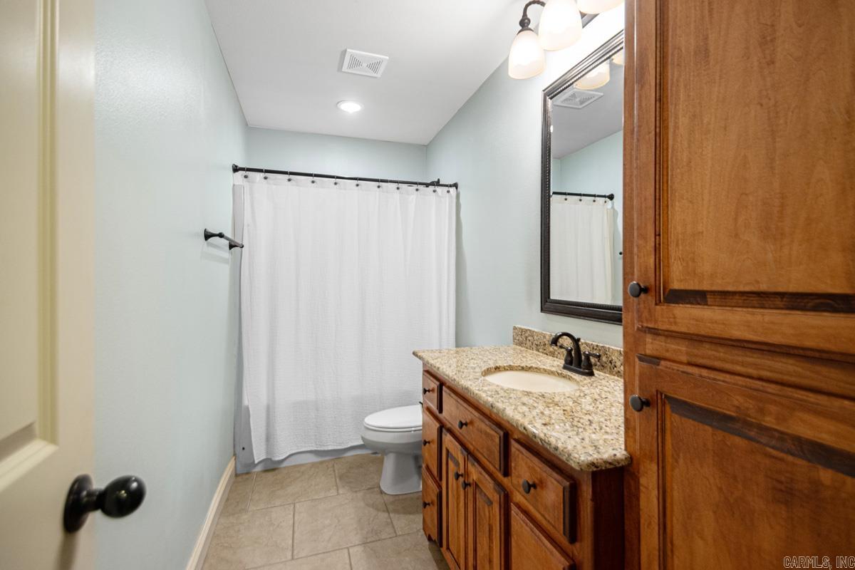 3018 DAPPLE GRAY Benton, AR 72015