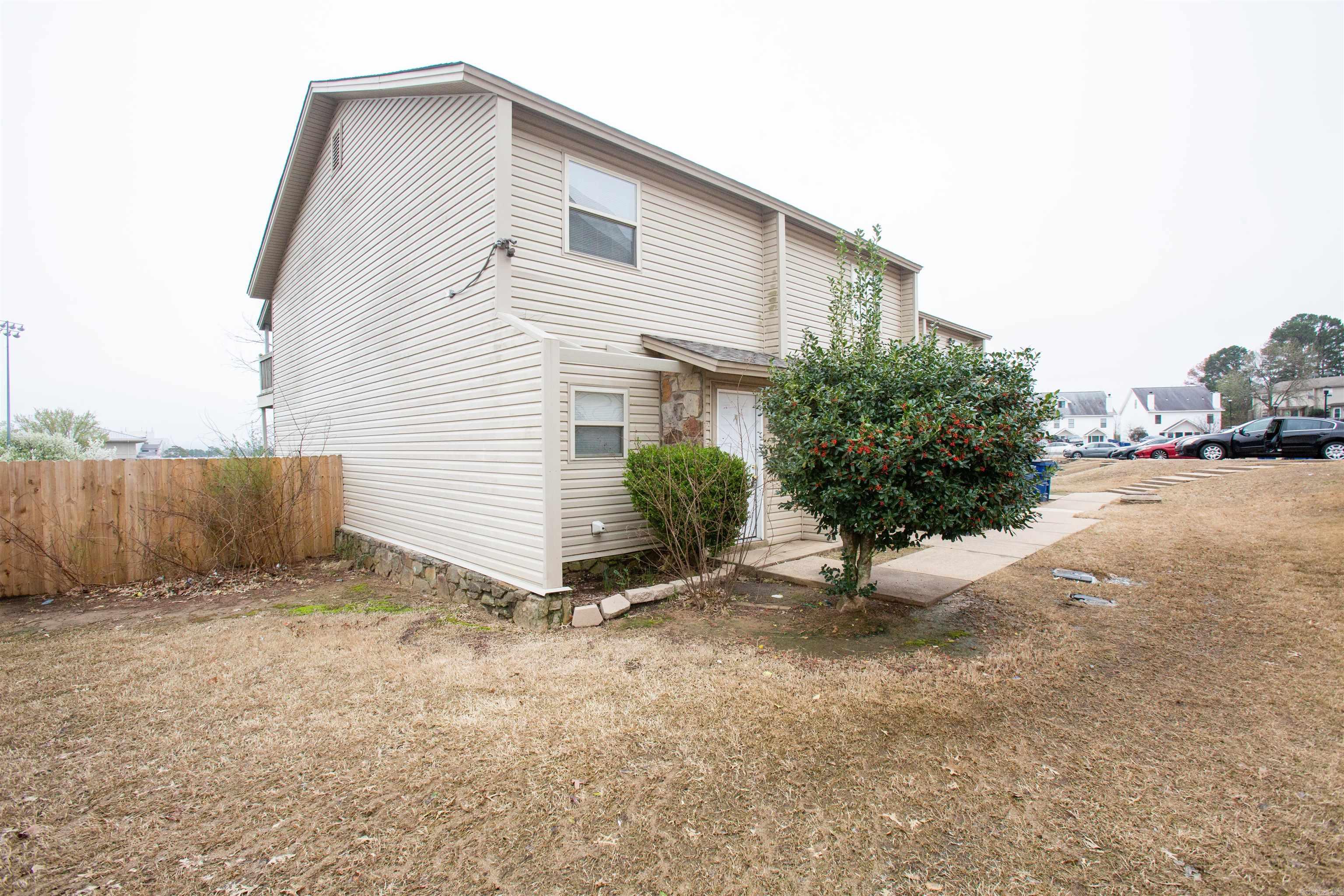 12 Edgehill  Maumelle, AR