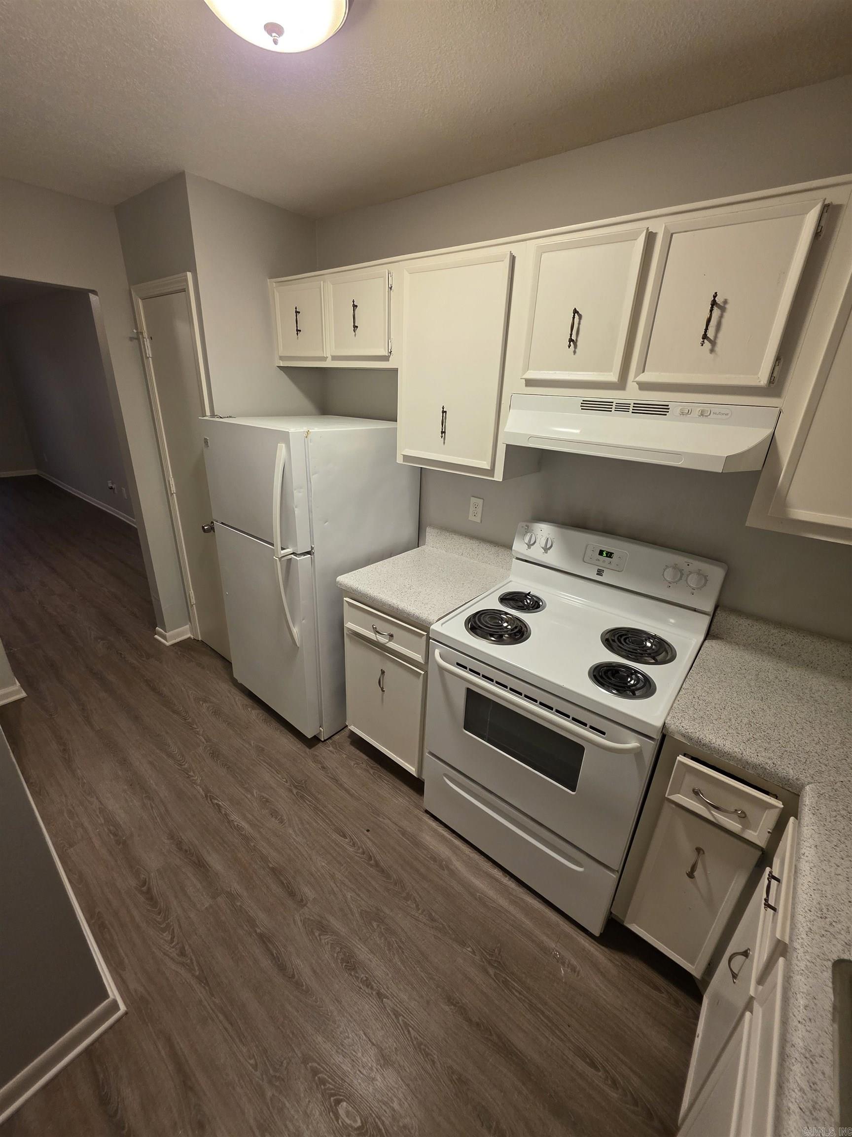 12 Edgehill  Maumelle, AR