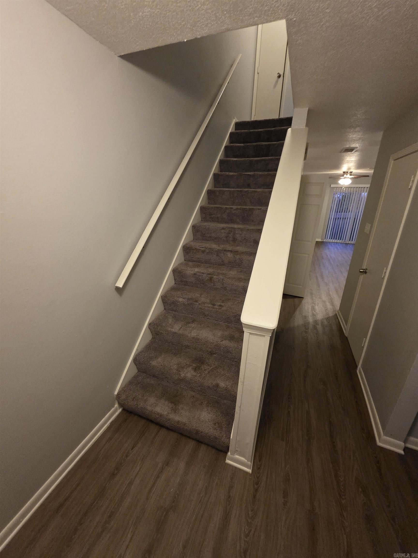 12 Edgehill  Maumelle, AR