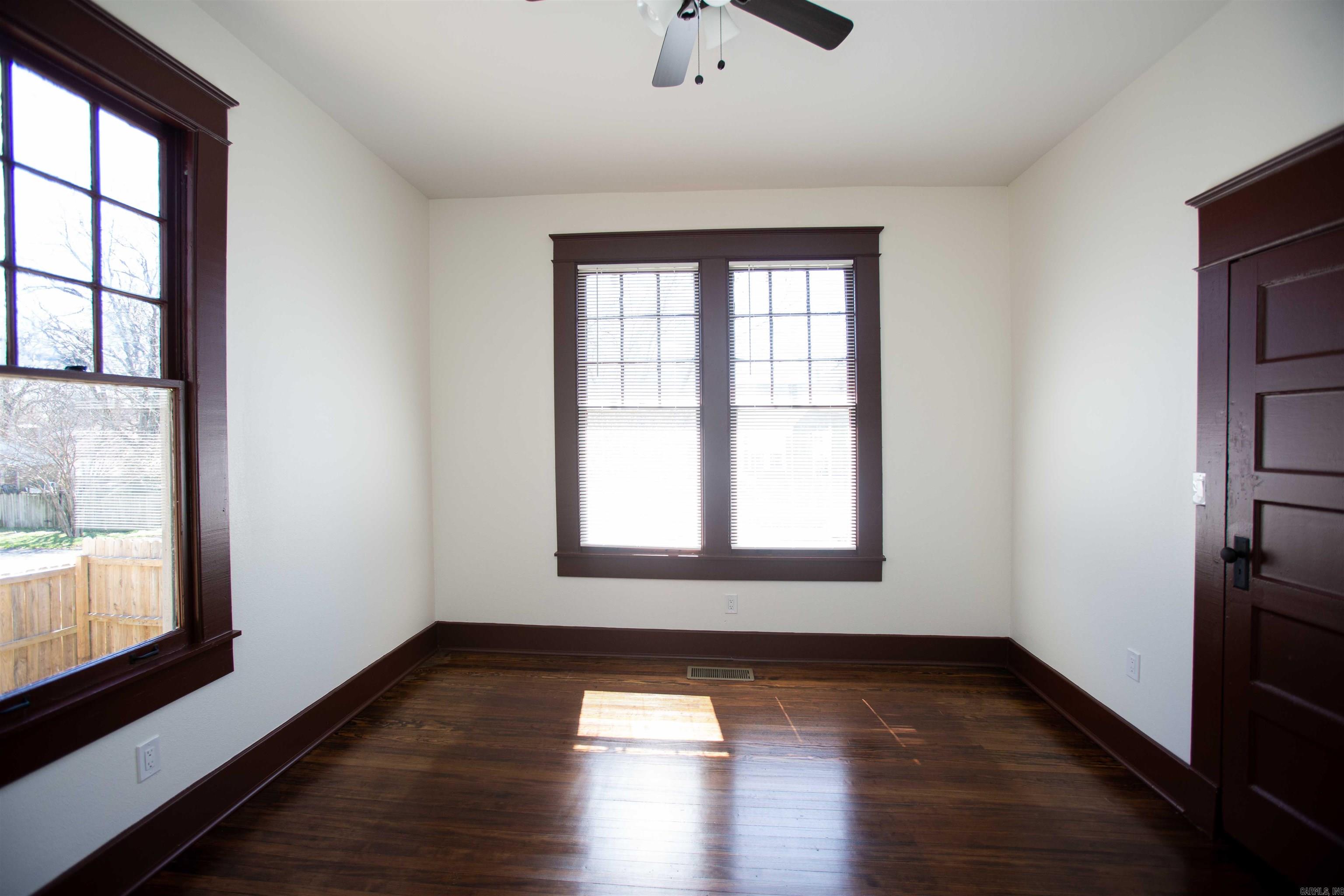 1871 S Izard  Little Rock, AR