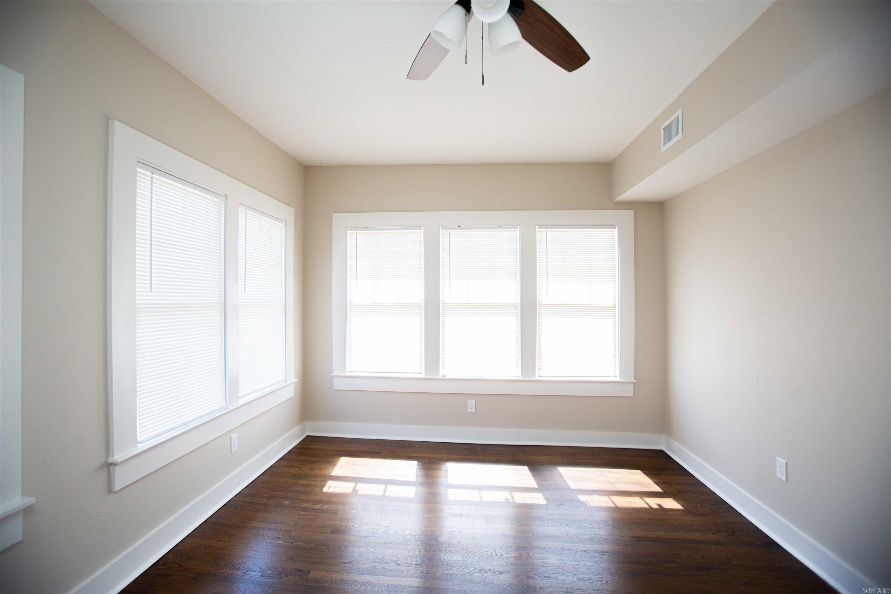 1871 S Izard  Little Rock, AR