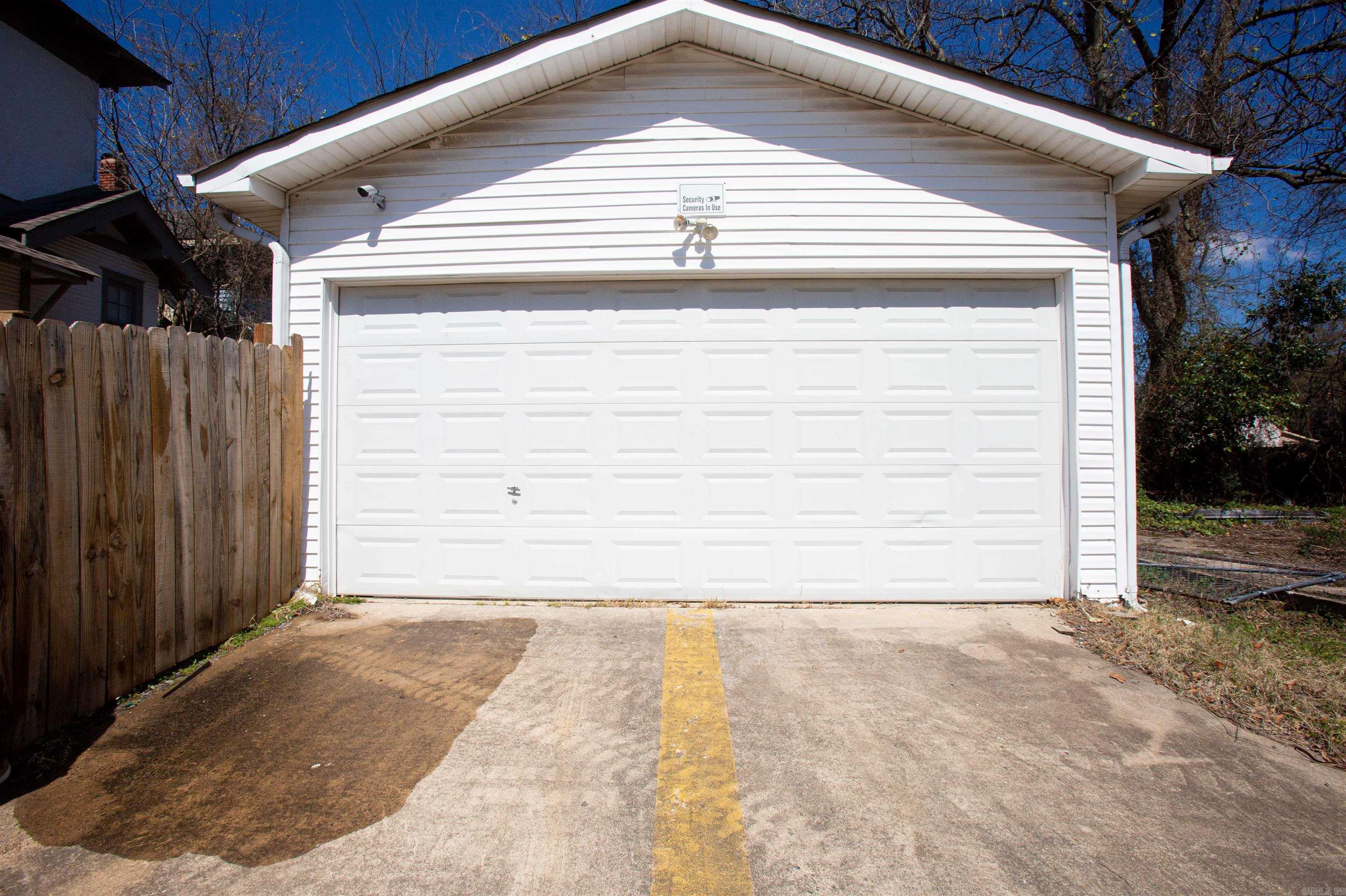 1871 S Izard  Little Rock, AR