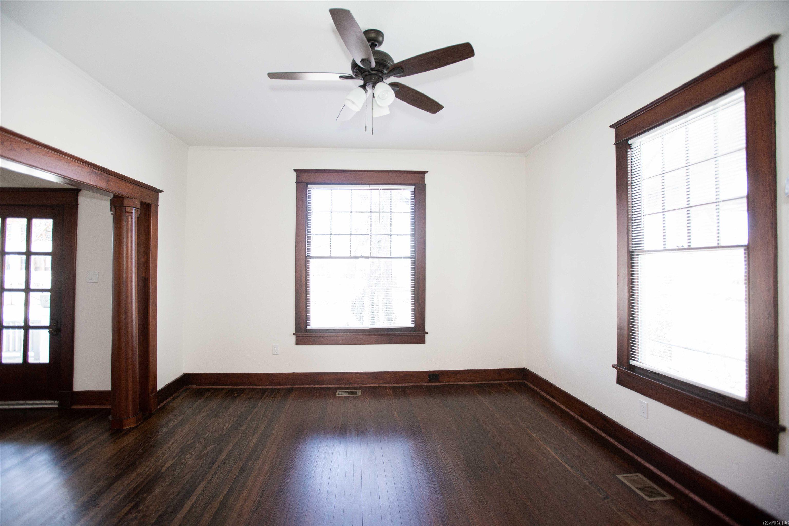 1871 S Izard  Little Rock, AR