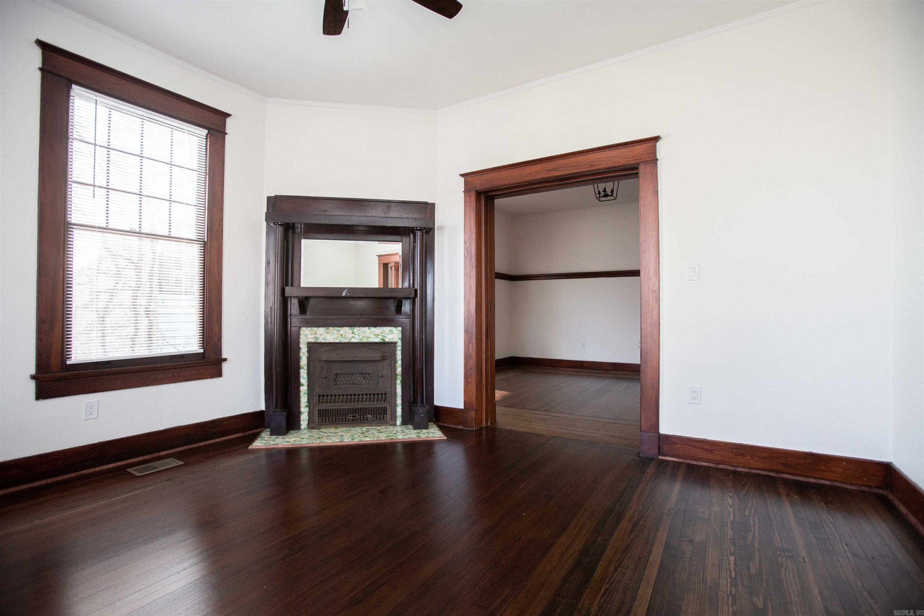 1871 S Izard  Little Rock, AR