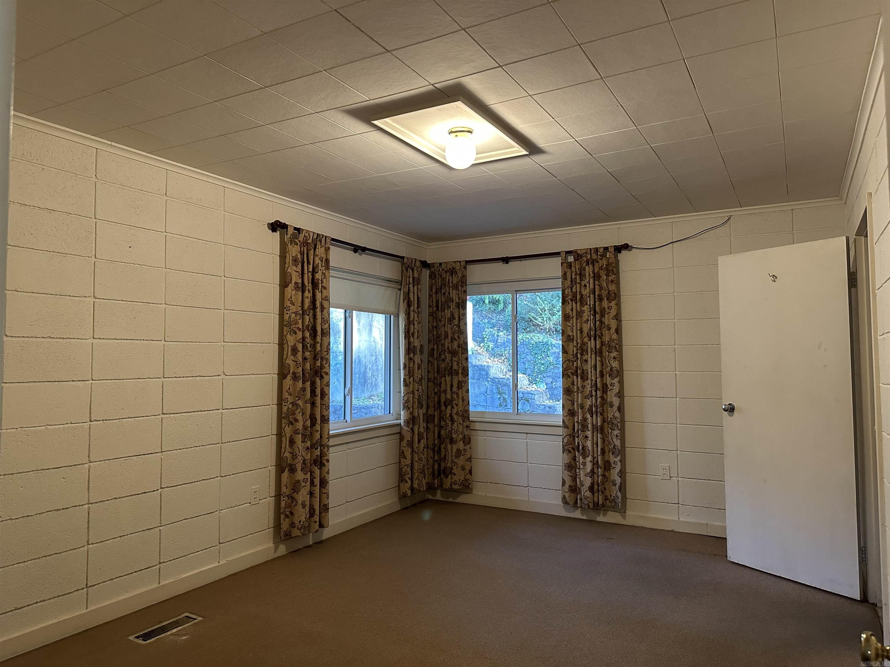 310 Ramble St Street Hot Springs, AR 71901