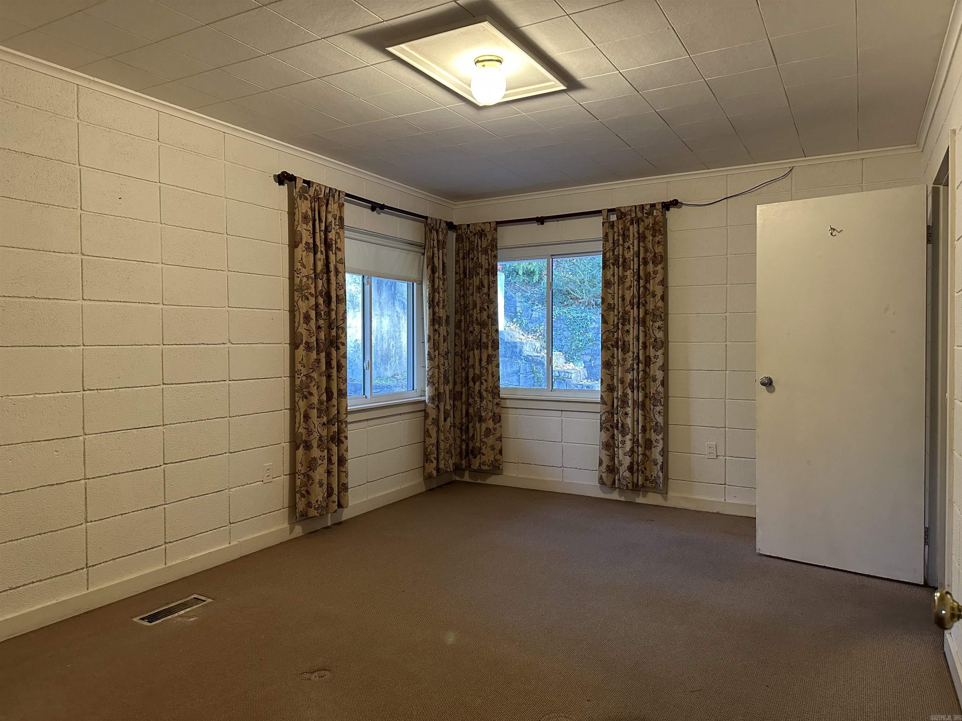 310 Ramble St Street Hot Springs, AR 71901